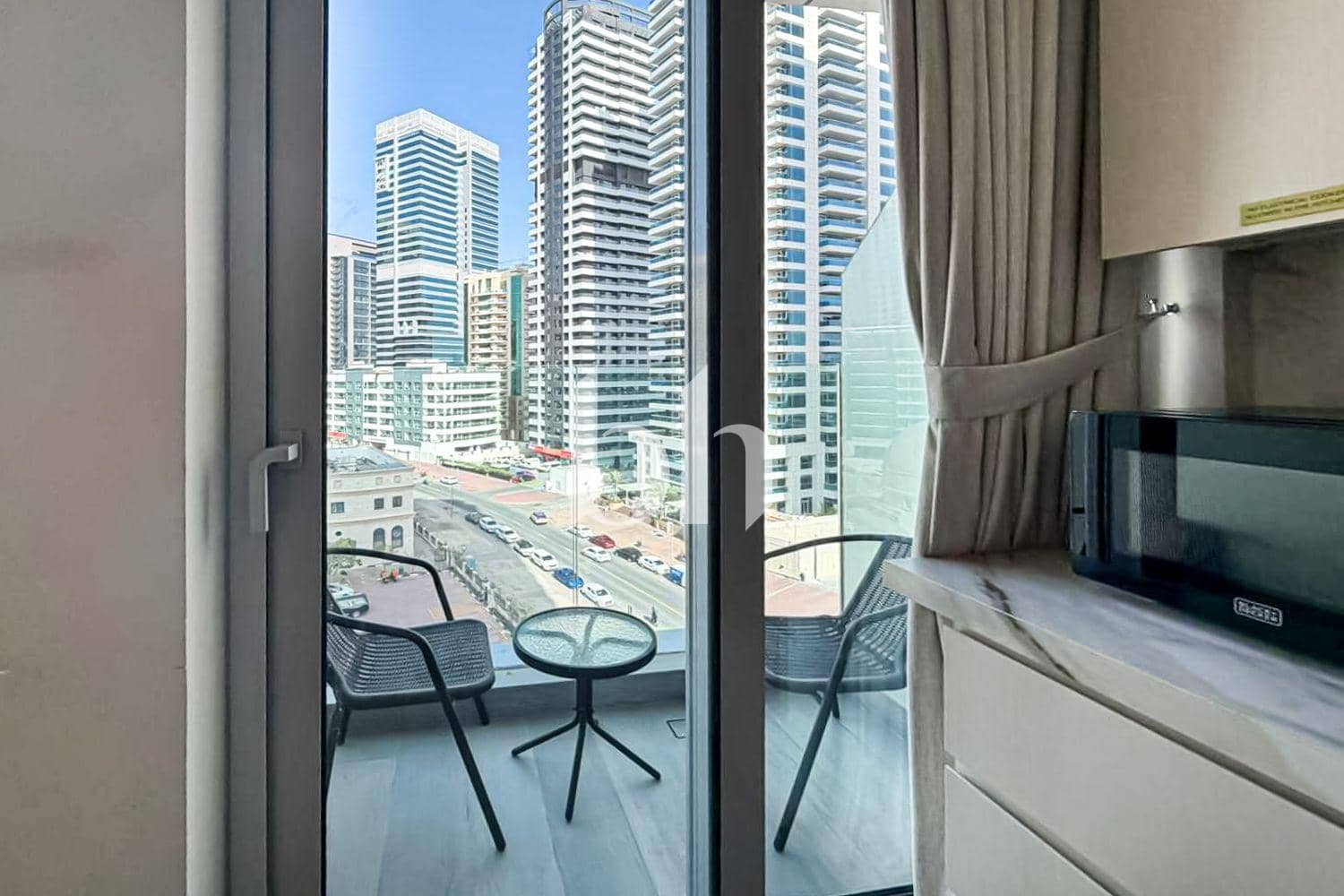 Studio Apartment in Marina Star - photo 2