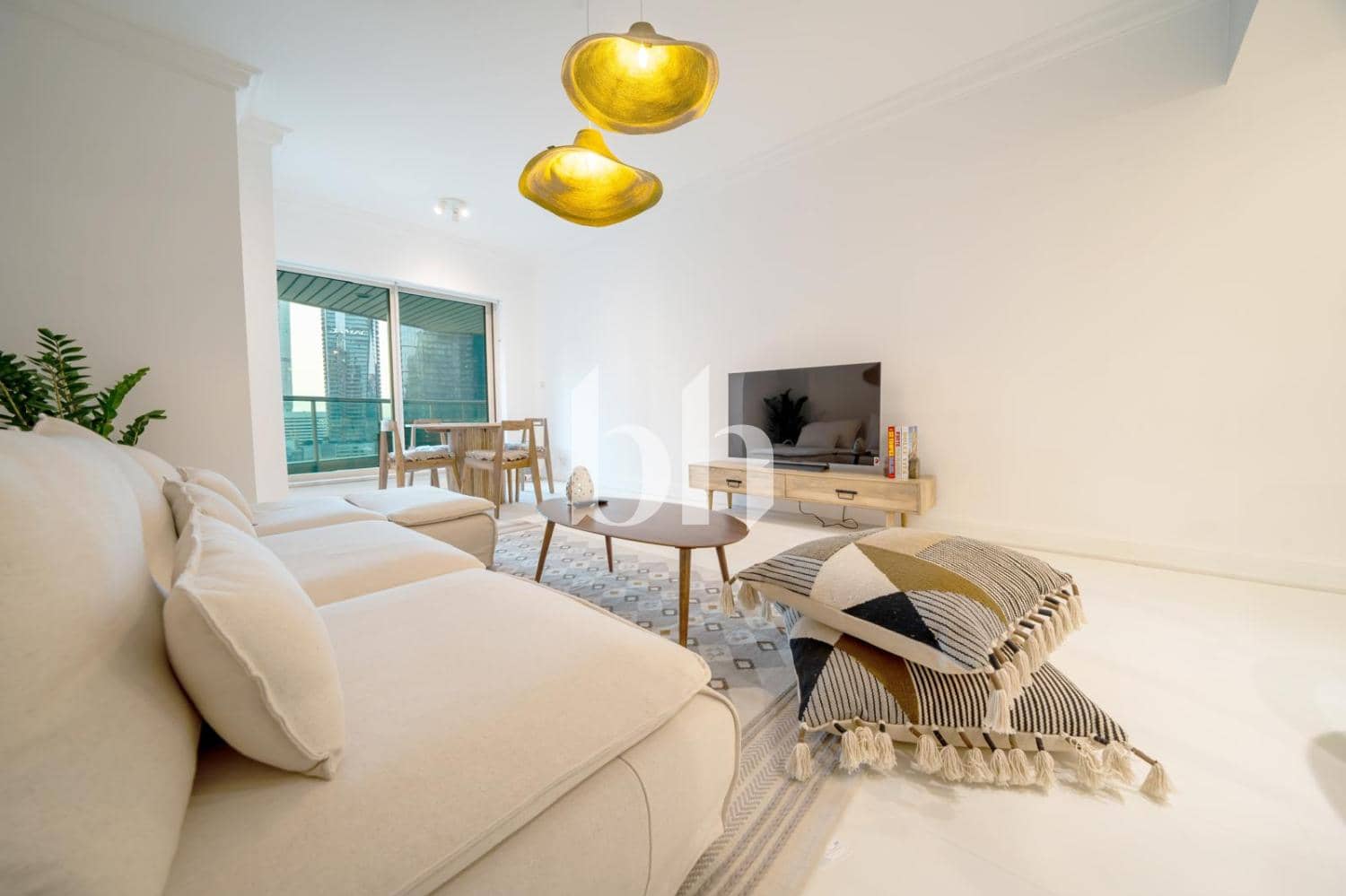 1 Bedroom Apartment in Al Mesk Tower - photo 1