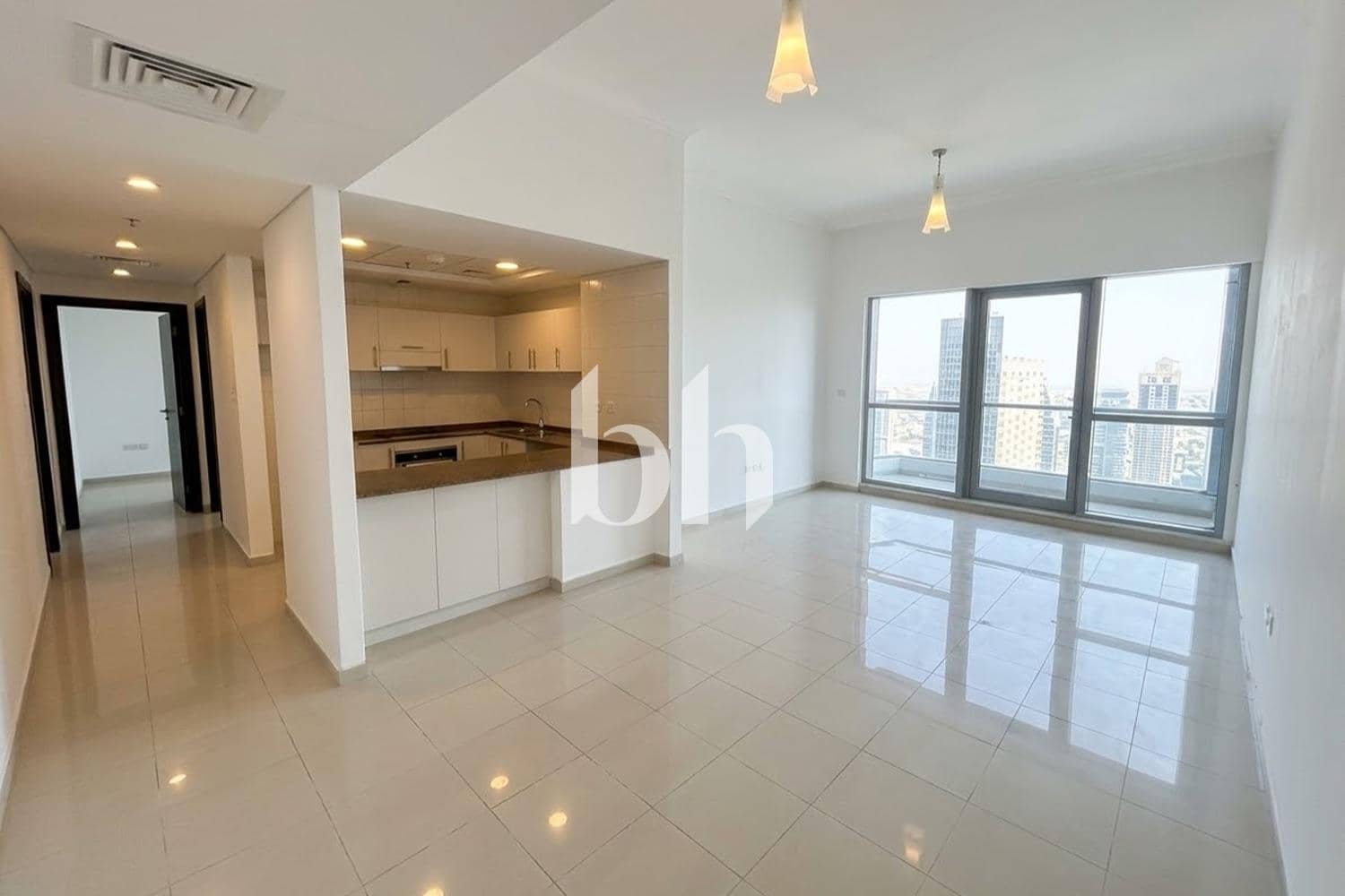 3 Bedroom Apartment in Central Tower - photo 1
