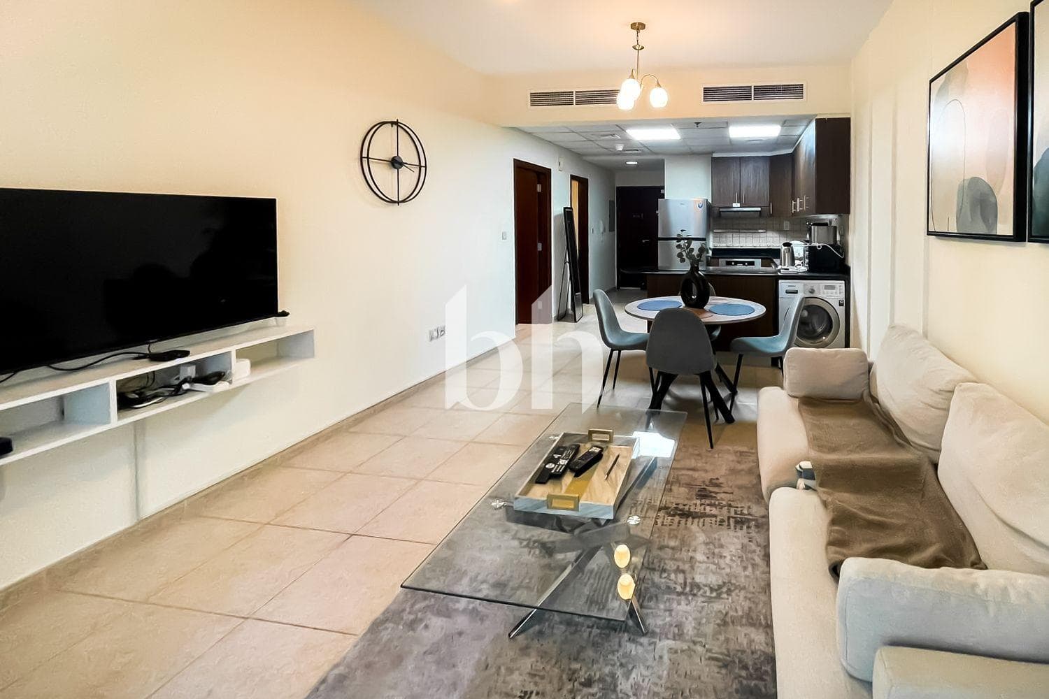 1 Bedroom Apartment in Elite Residence - photo 1
