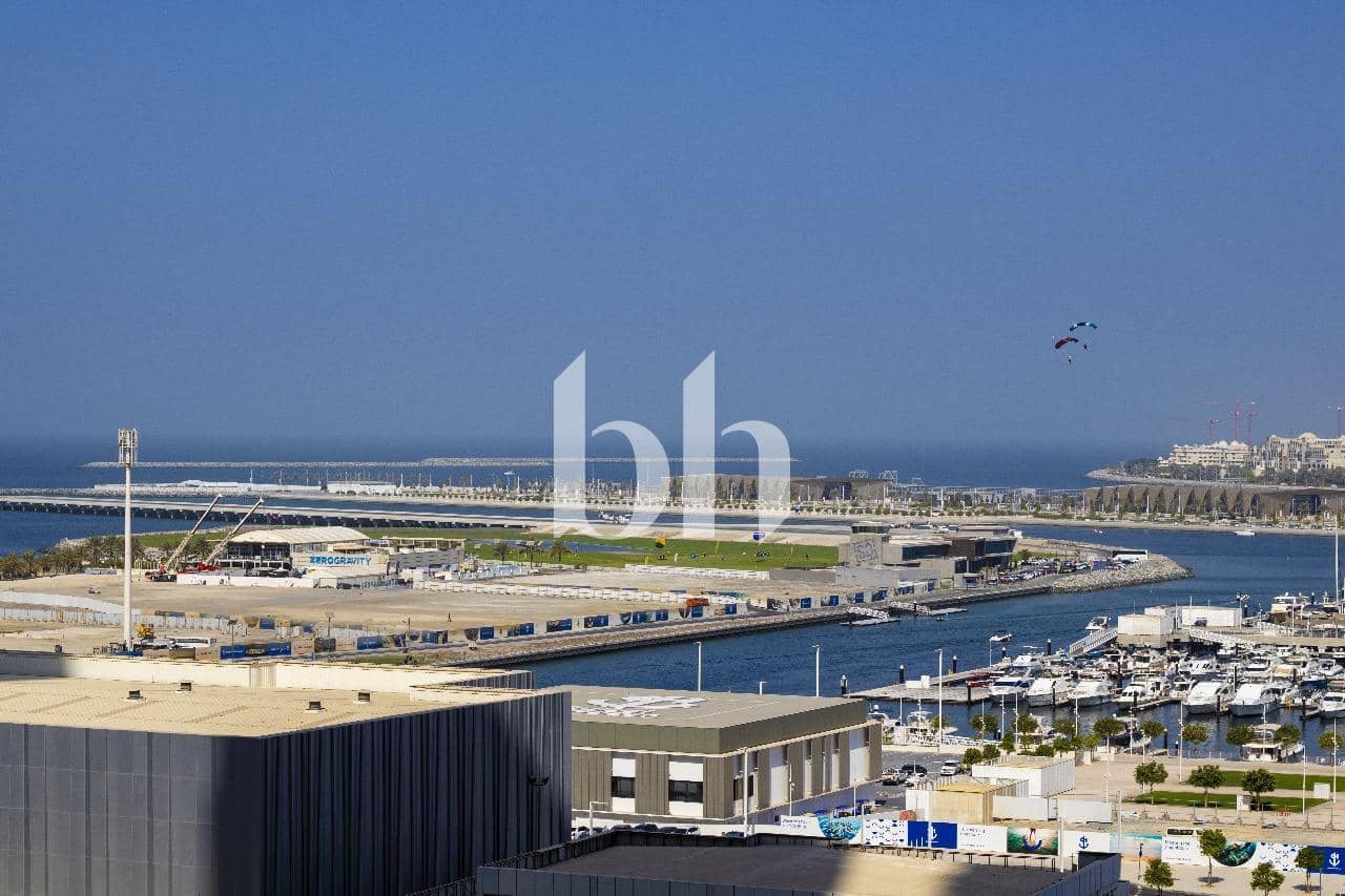 2 Bedroom Apartment in Emirates Crown - photo 1