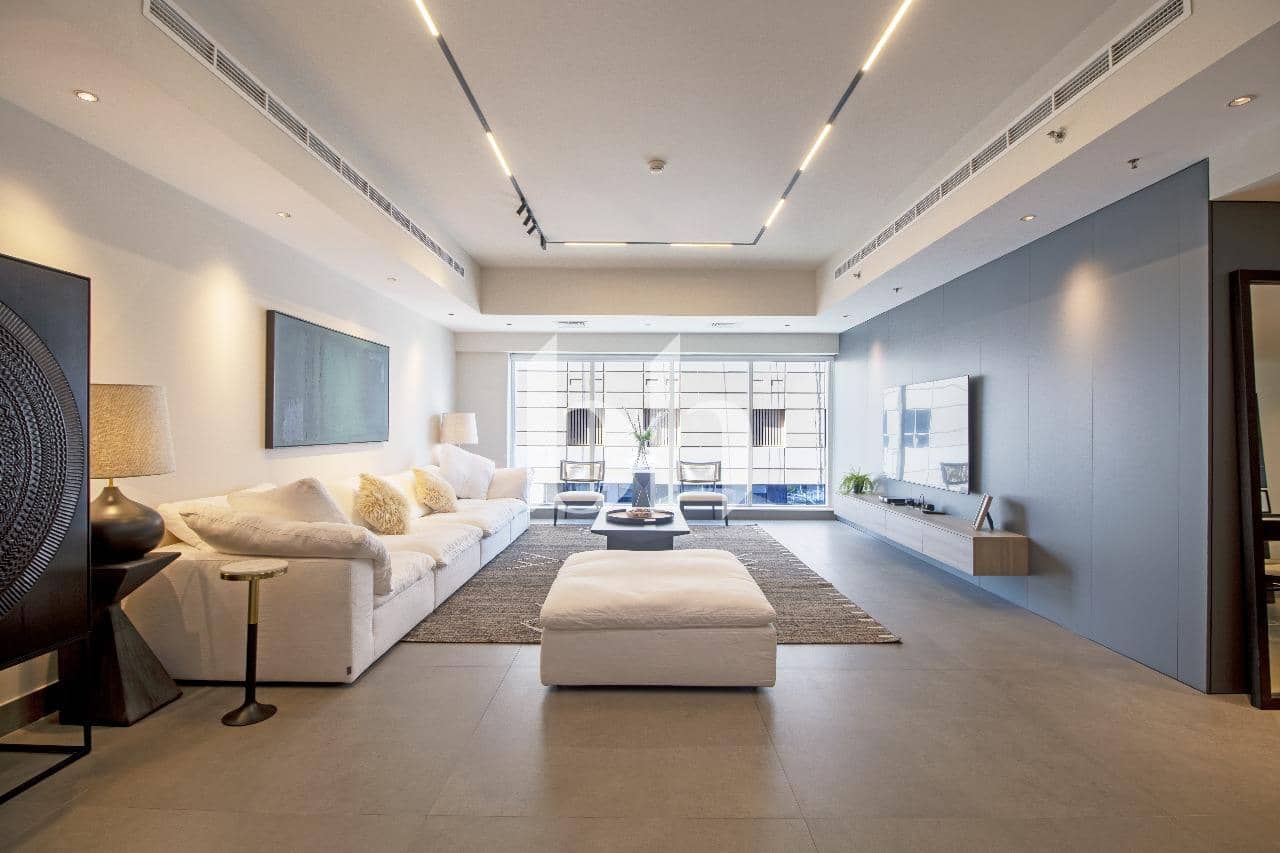 2 Bedroom Apartment in Emirates Crown