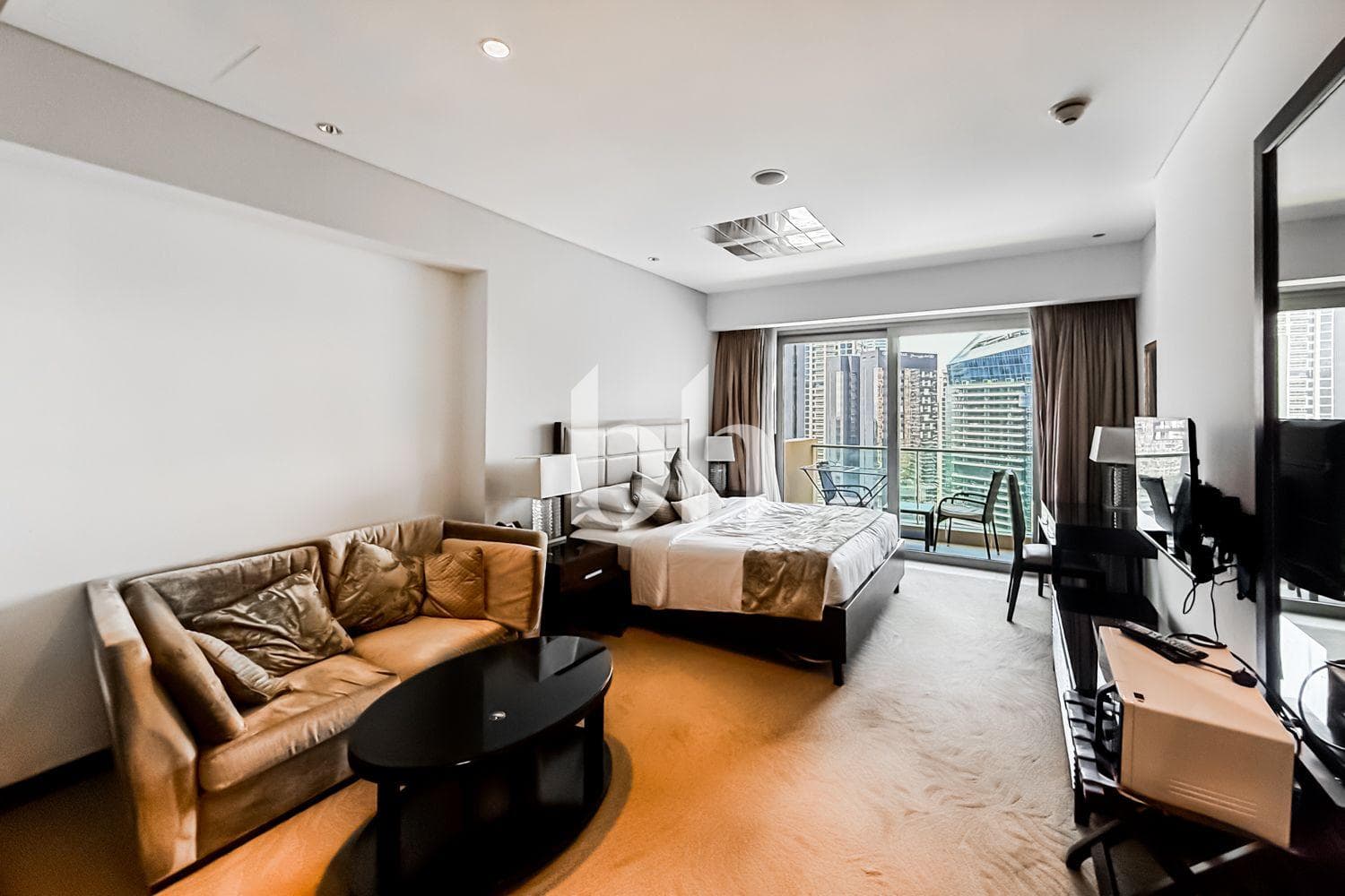 Studio Apartment in JW Marriott Hotel Marina - photo 2
