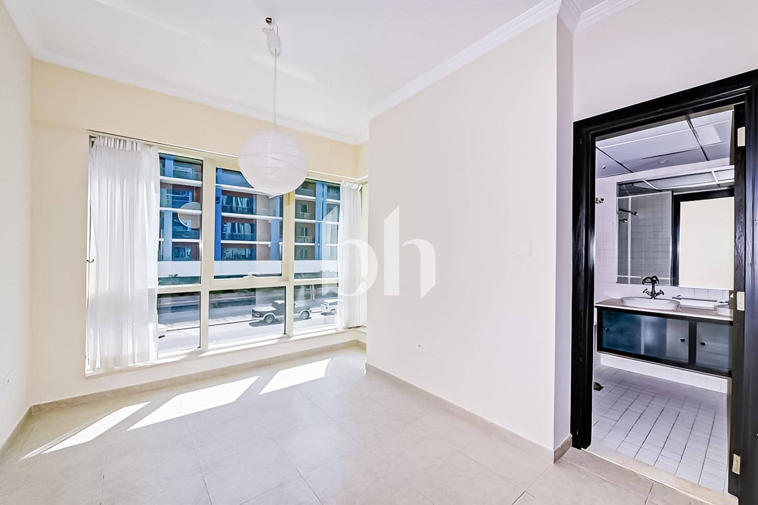 2 Bedroom Apartment in Al Majara 2 - photo 2