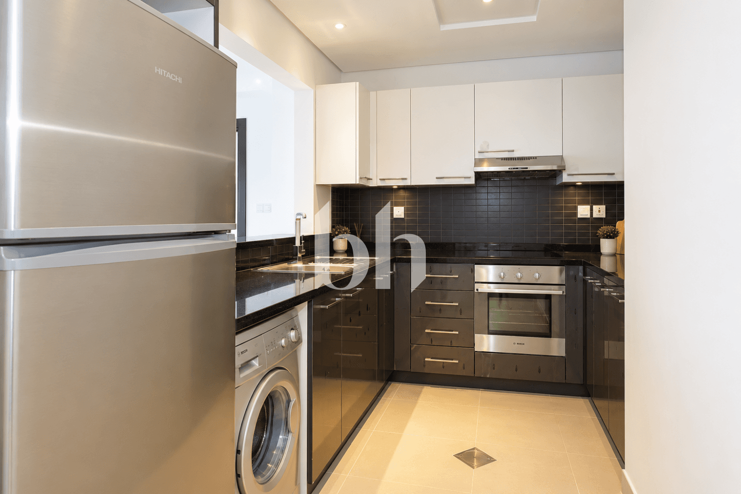 1 Bedroom Apartment in Silverene Tower B - photo 1