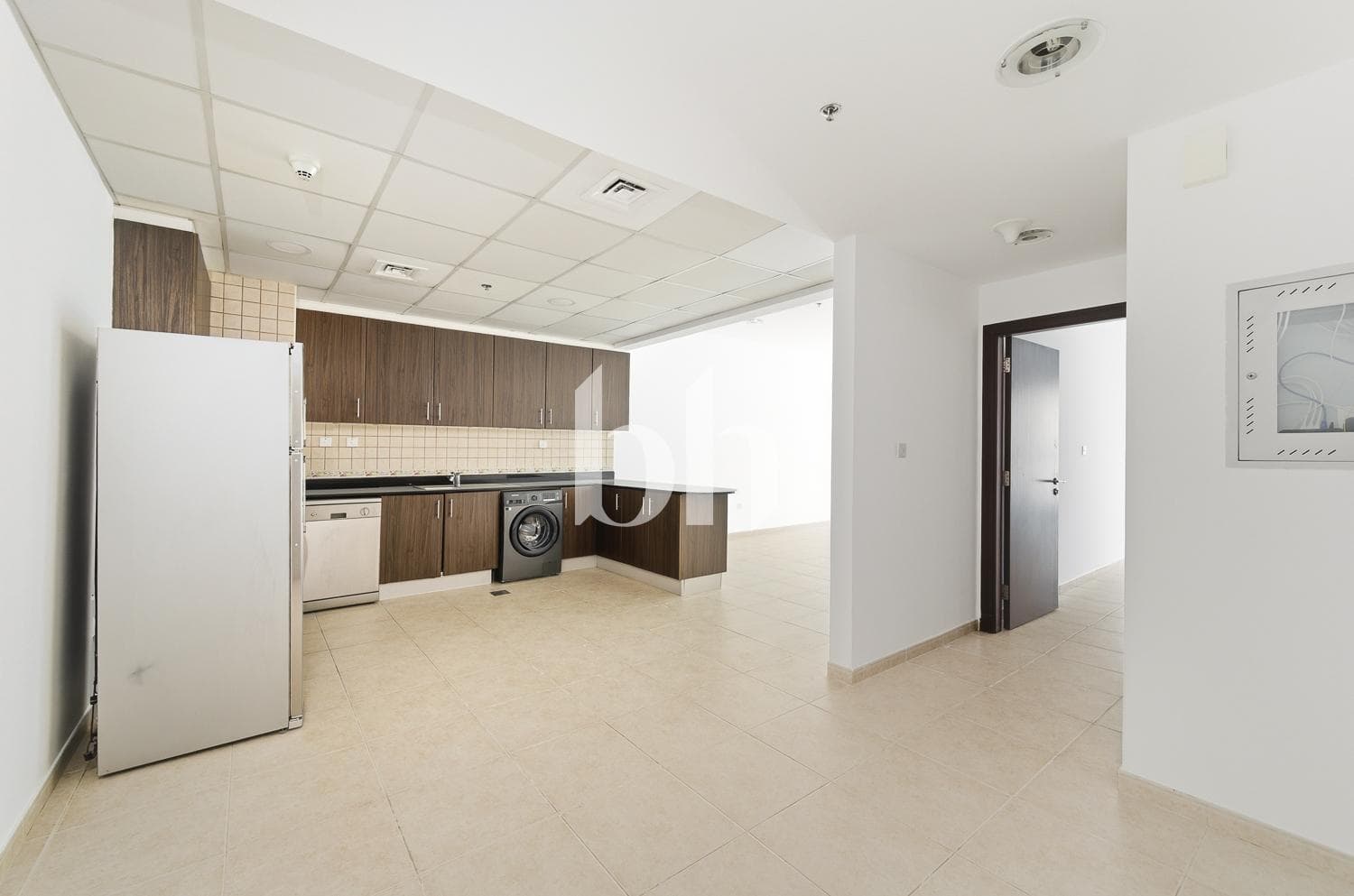 1 Bedroom Apartment in Elite Residence - photo 1