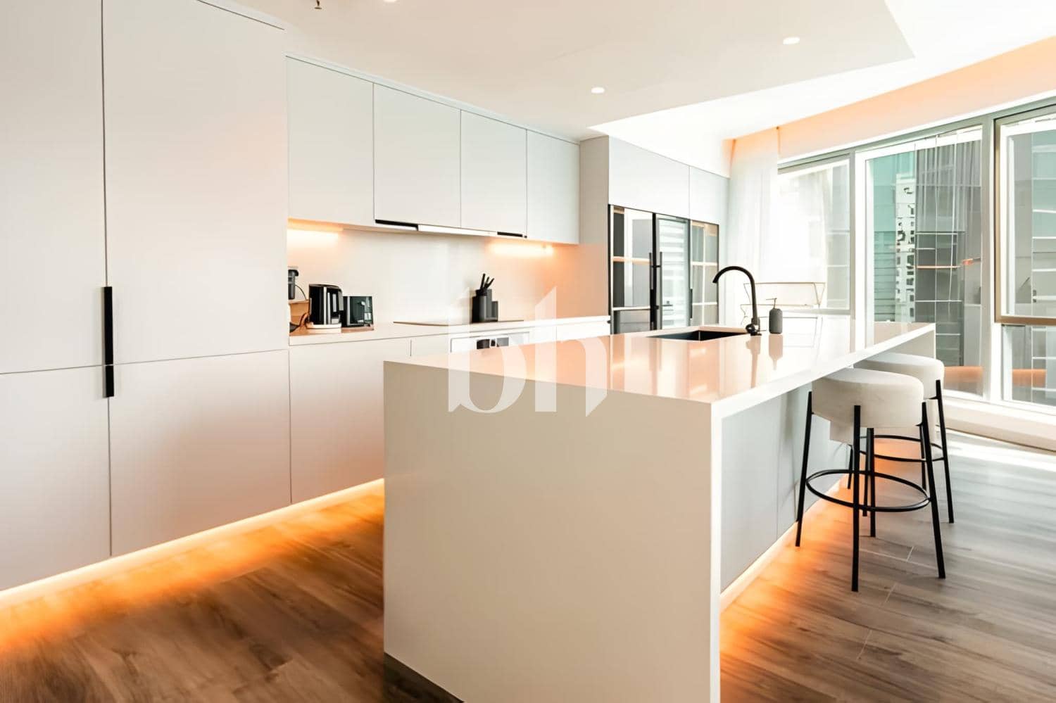 2 Bedroom Apartment in Aurora Tower, Marina Promenade