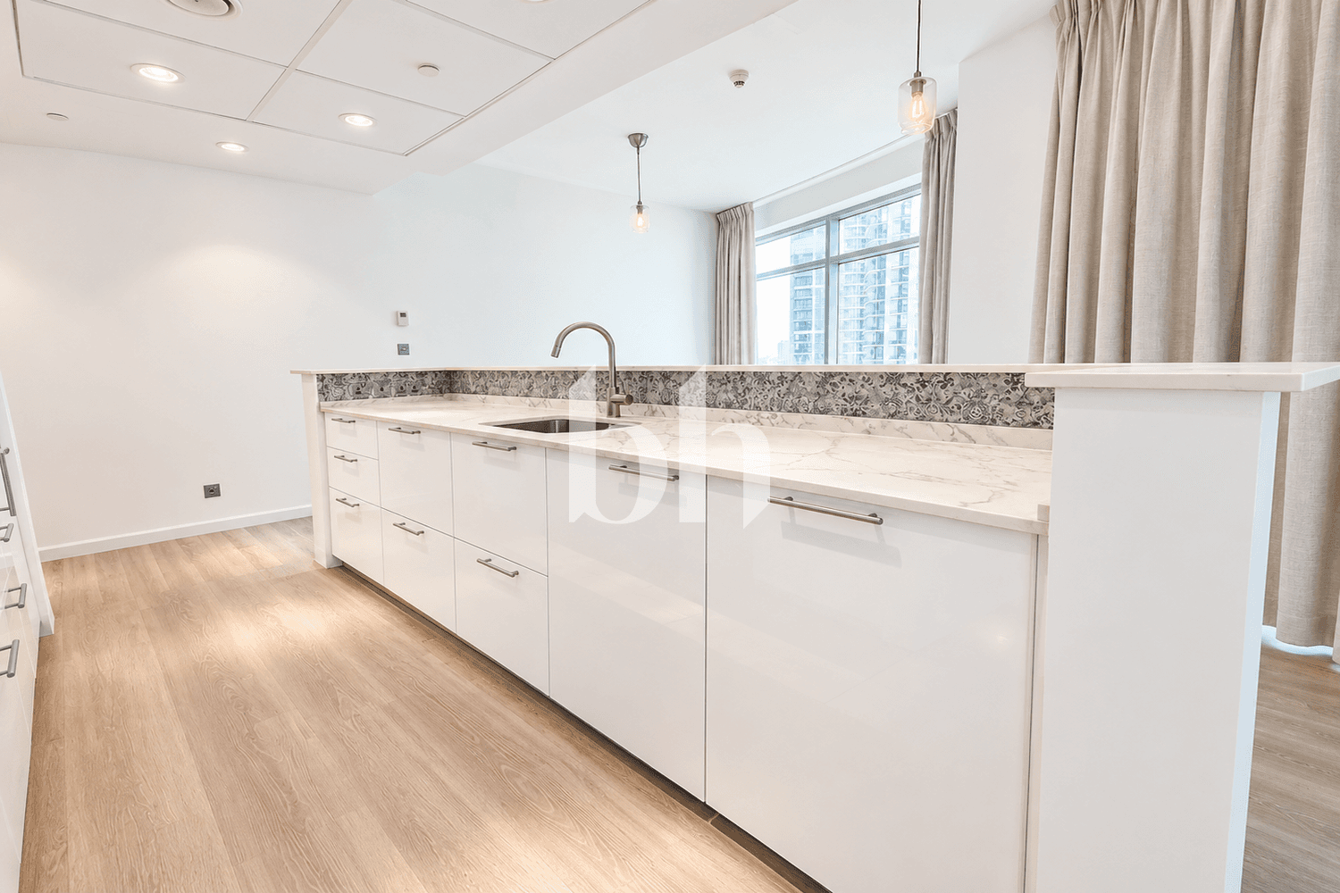 1 Bedroom Apartment in Fairfield Tower