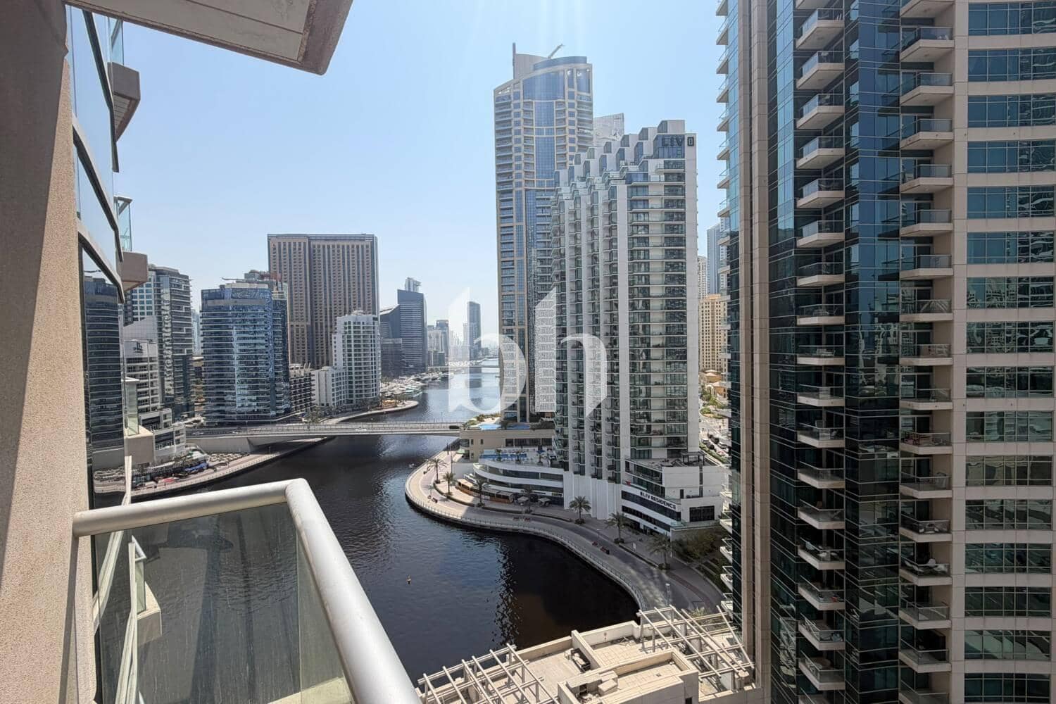 1 Bedroom Apartment in Fairfield Tower - photo 2