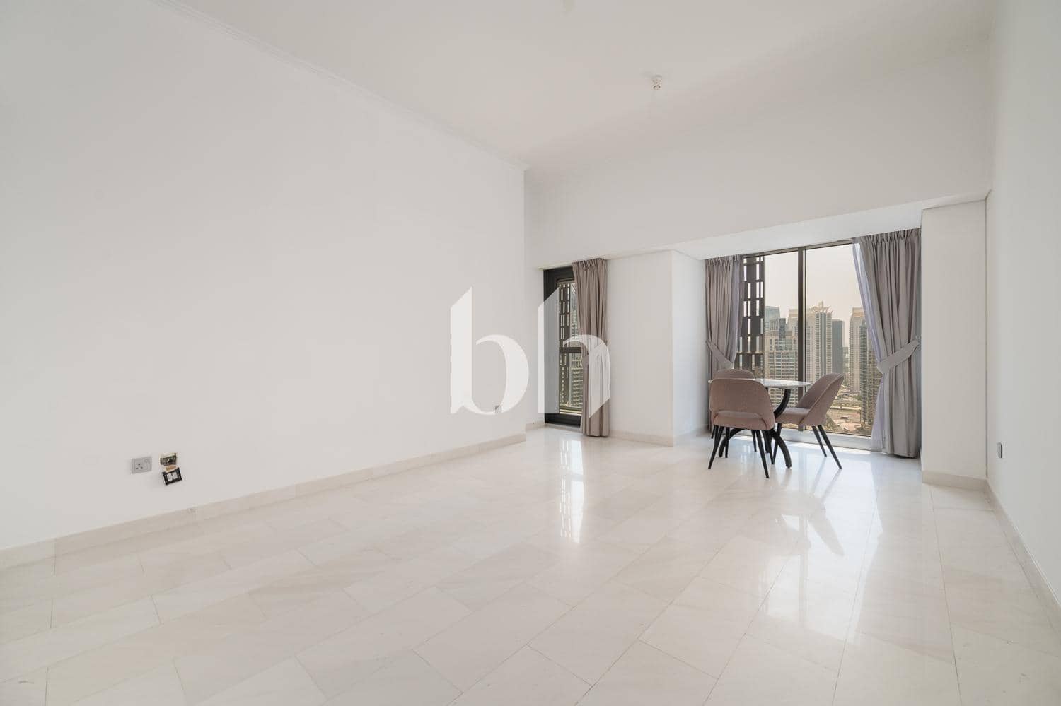 1 Bedroom Apartment in Cayan Tower