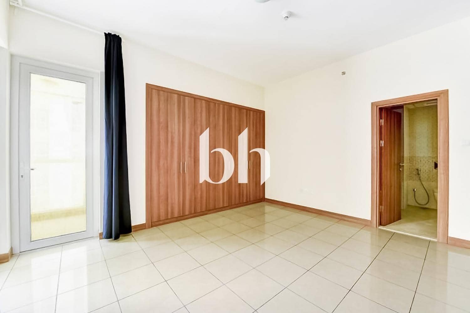 1 Bedroom Apartment in Sulafa Tower - photo 2