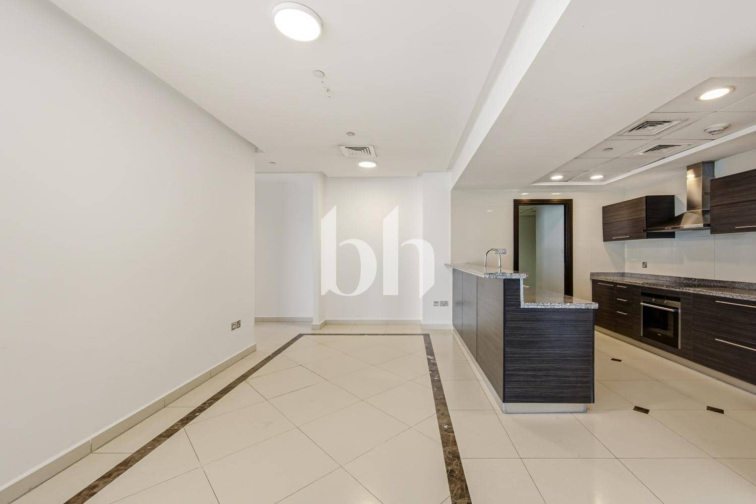3 Bedroom Apartment in 23 Marina