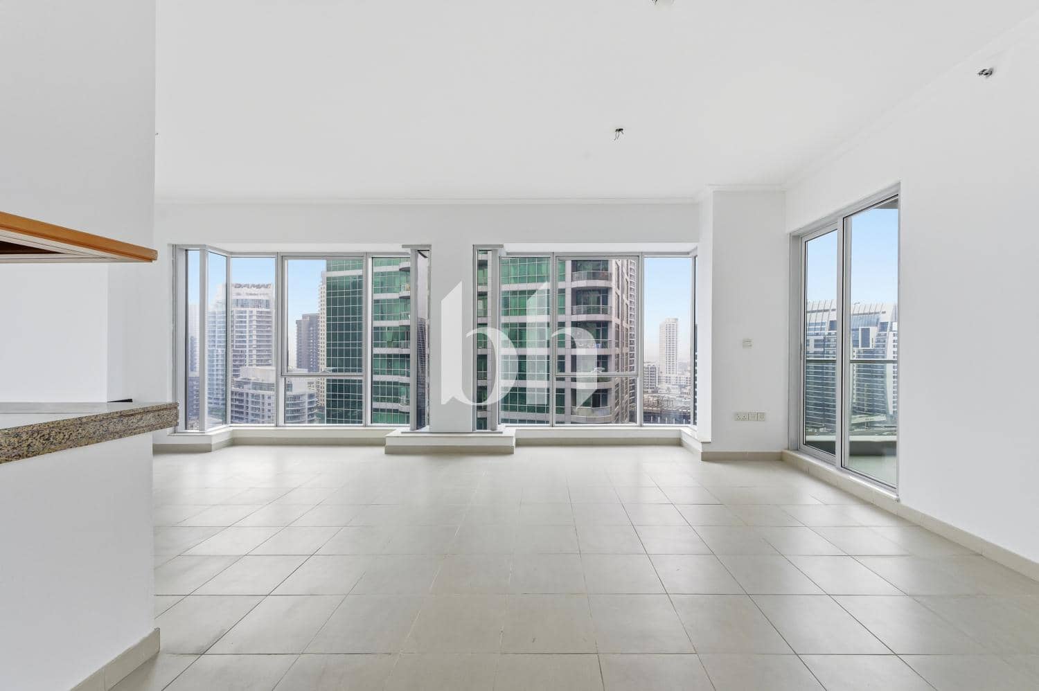 2 Bedroom Apartment in Delphine Tower