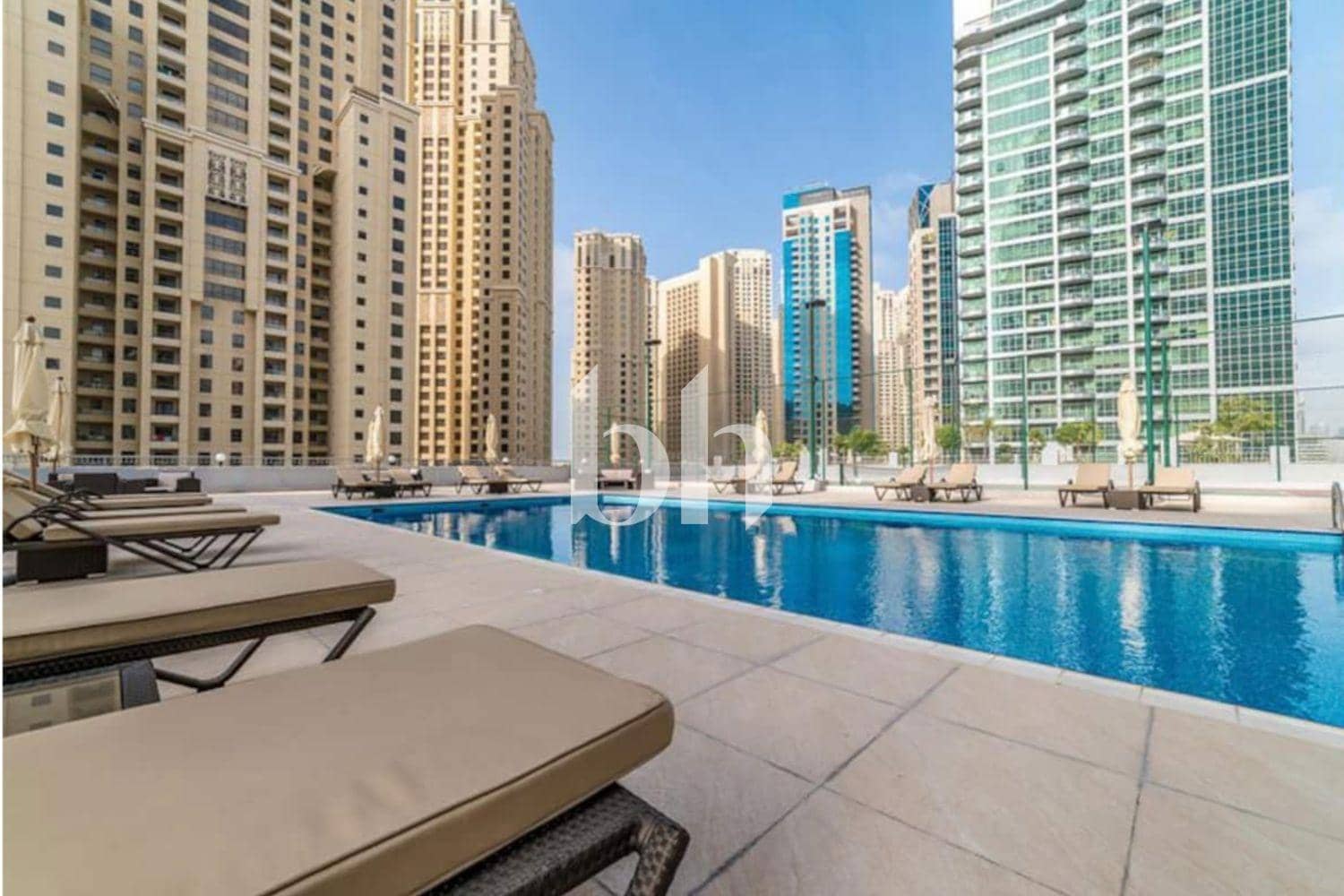 3 Bedroom Apartment in Marina Wharf 2 - photo 2