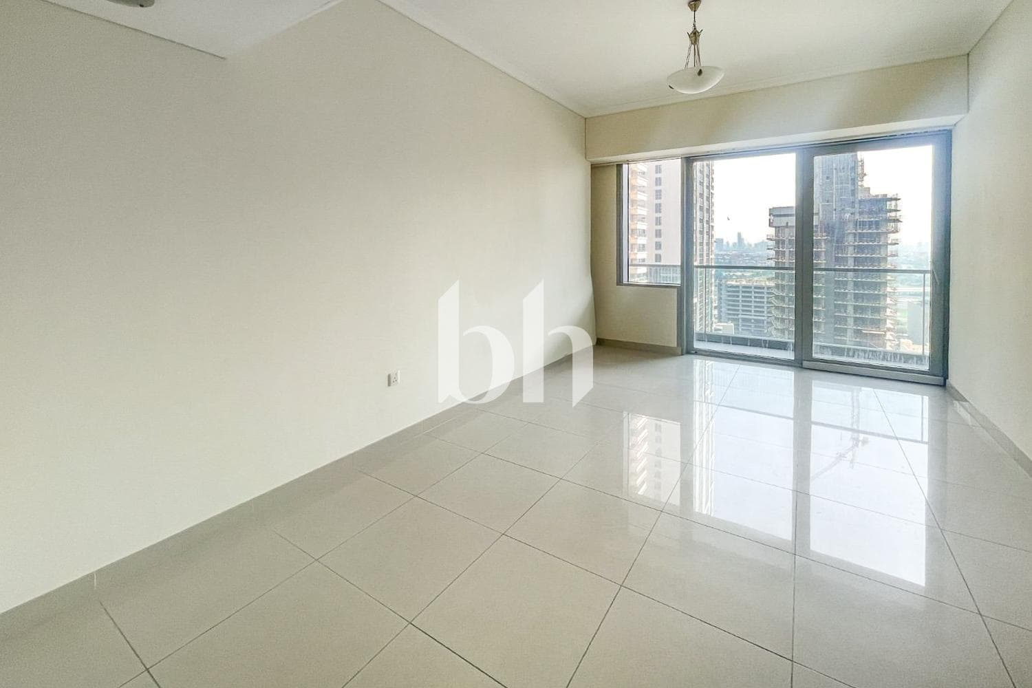 1 Bedroom Apartment in Ocean Heights