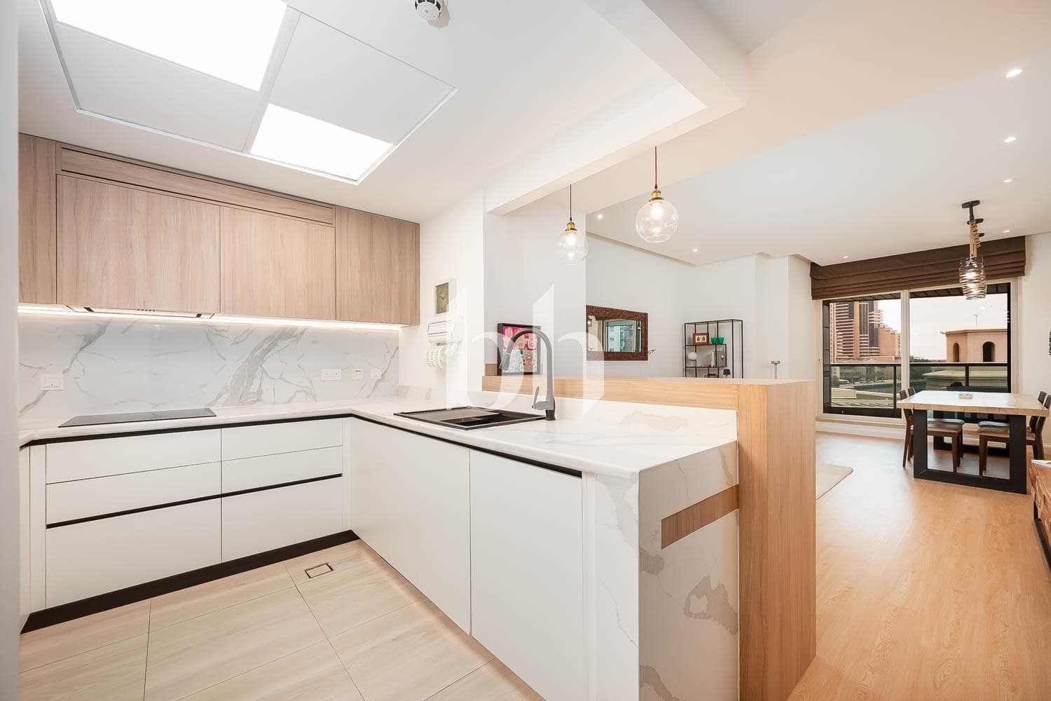 1 Bedroom Apartment in Al Mesk Tower - photo 1