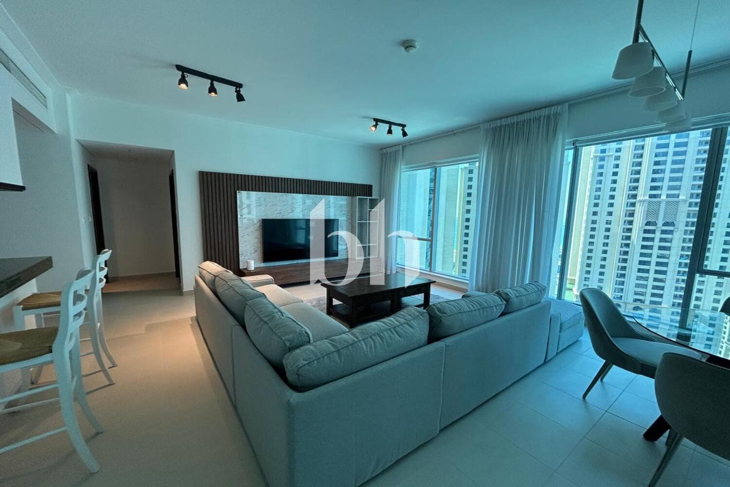 2 Bedroom Apartment in Shemara Tower