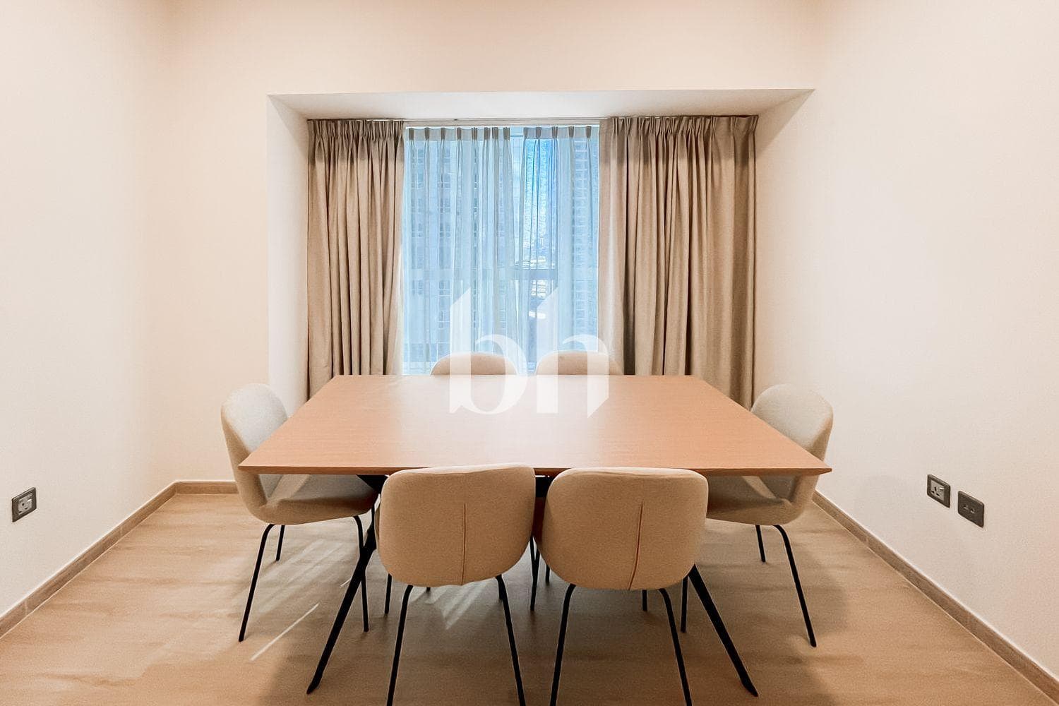 2 Bedroom Apartment in Elite Residence - photo 2
