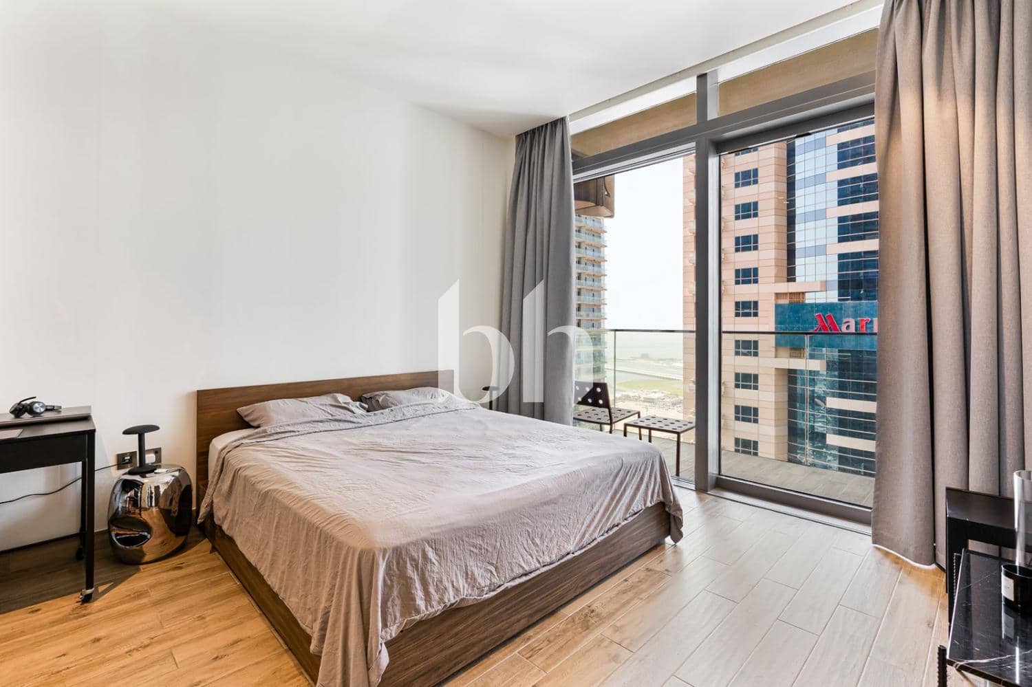 1 Bedroom Apartment in Jumeirah Living Marina Gate - photo 2