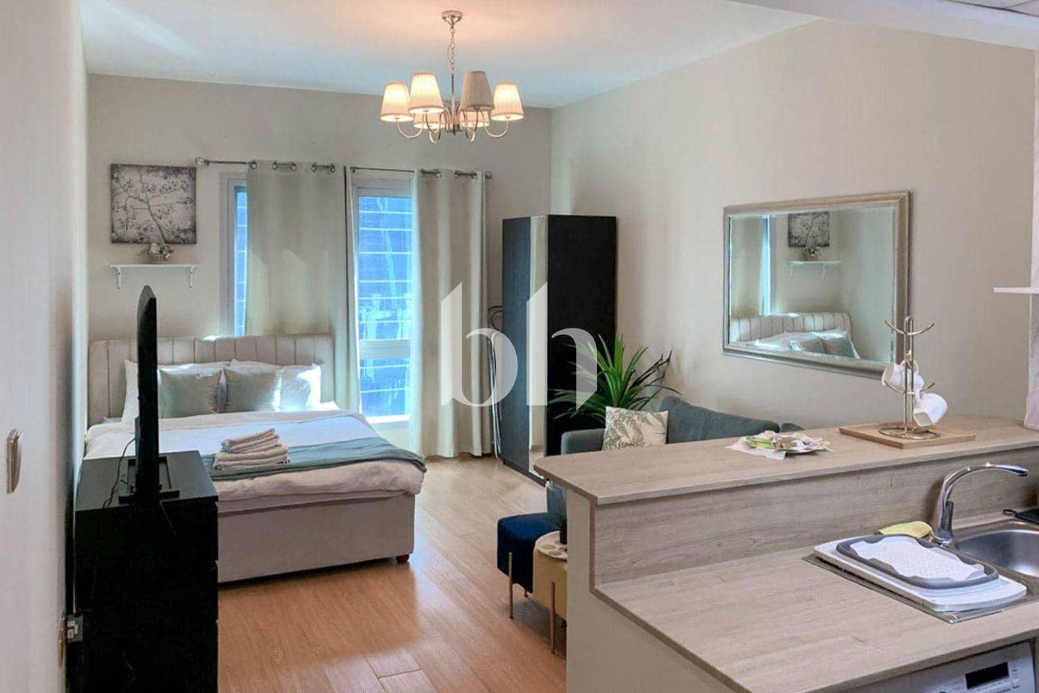 Studio Apartment in Marina Diamond 1