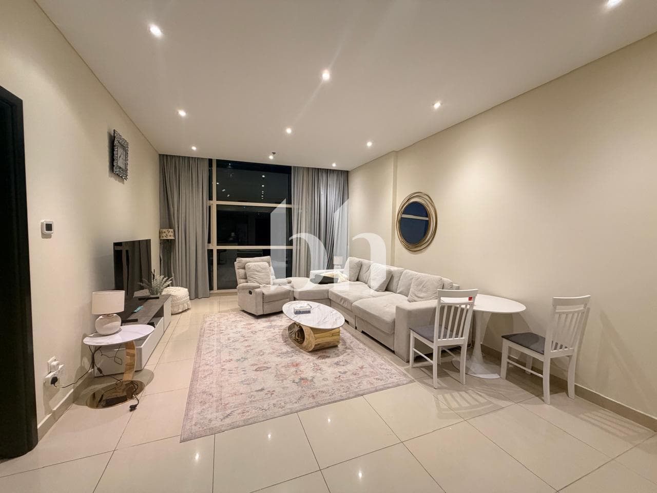 1 Bedroom Apartment in Yacht Bay - photo 2