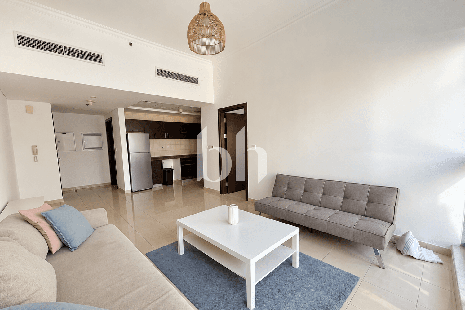 1 Bedroom Apartment in Central Tower - photo 1