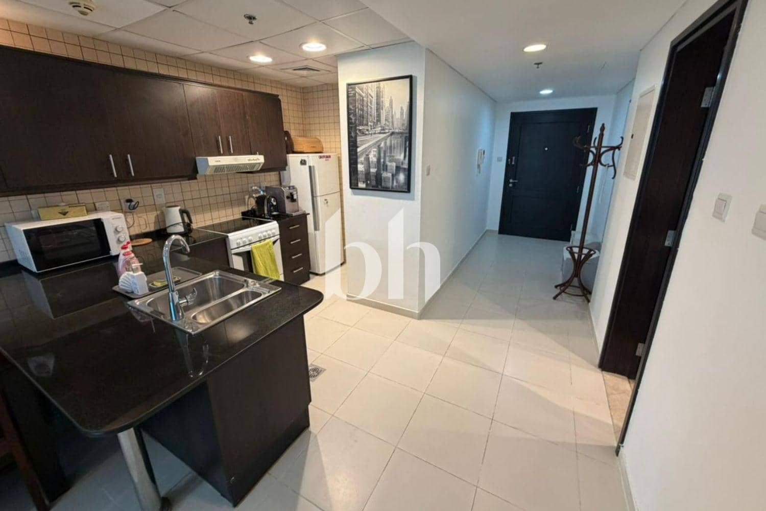 1 Bedroom Apartment in The Royal Oceanic - photo 2