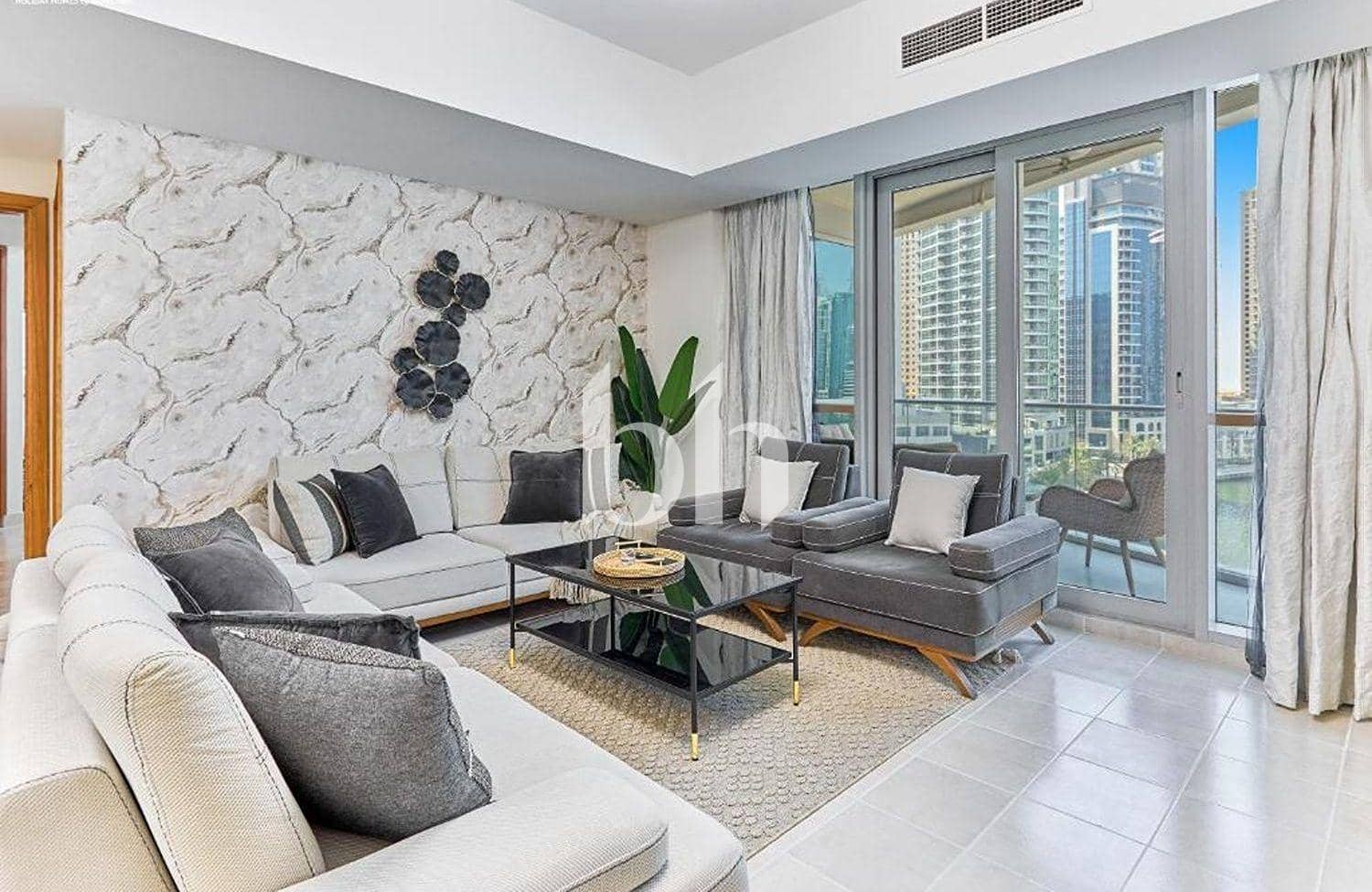 3 Bedroom Apartment in The Waves Tower B - photo 1