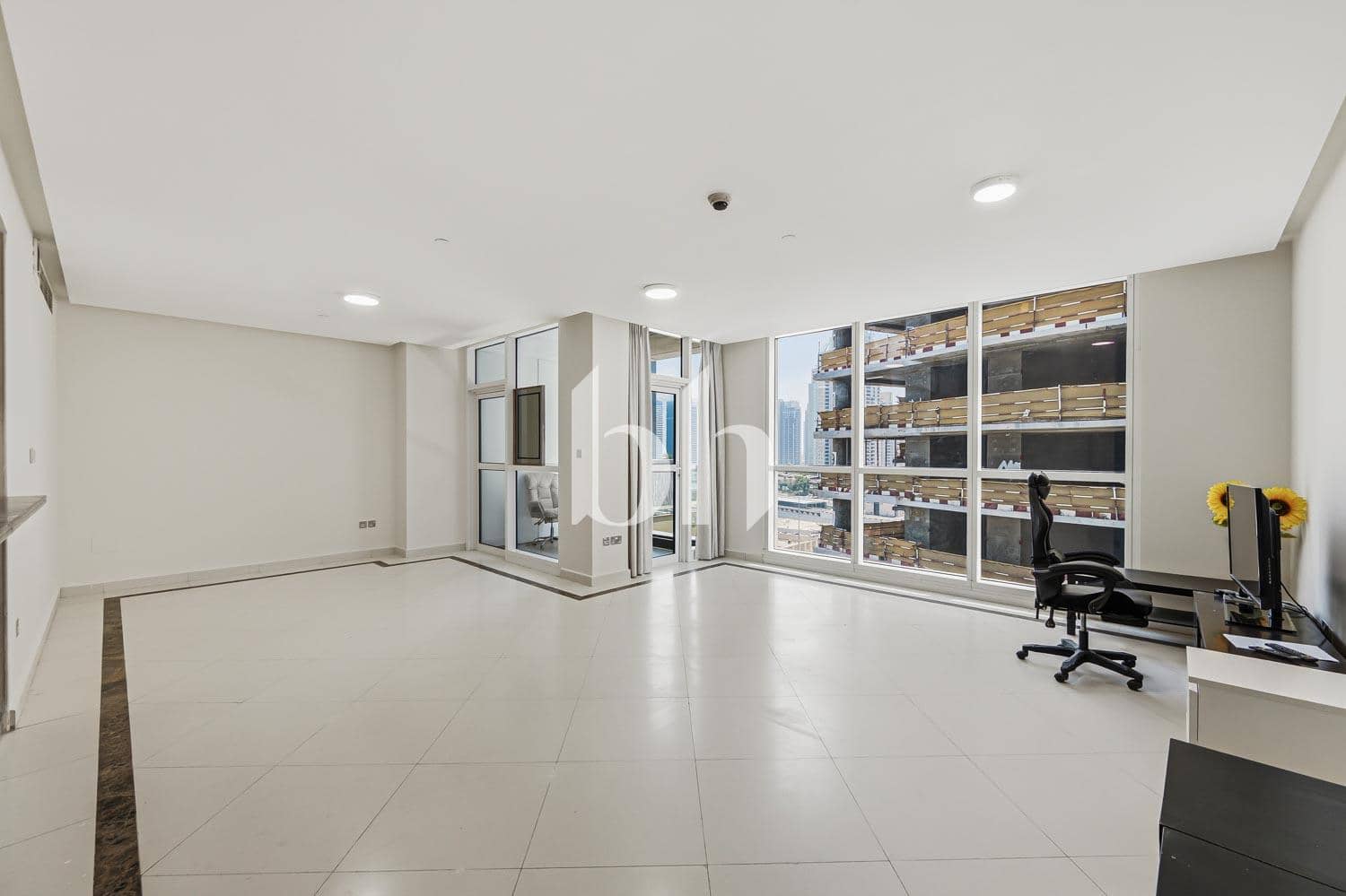 2 Bedroom Apartment in 23 Marina