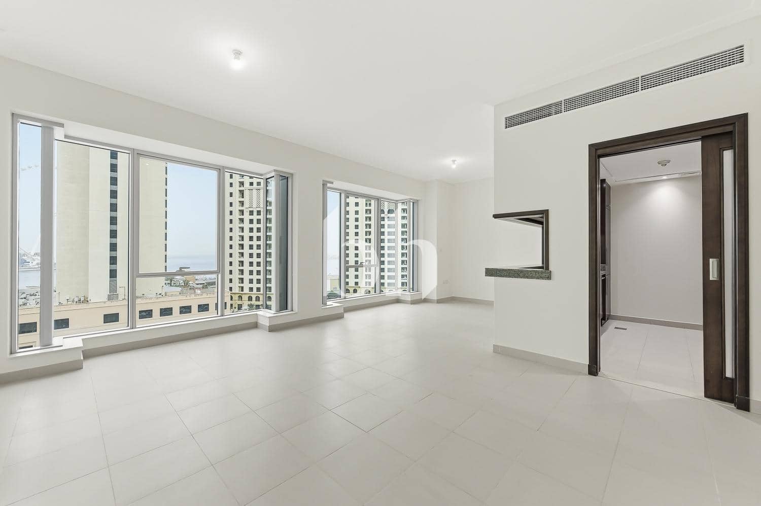 1 Bedroom Apartment in Aurora Tower, Marina Promenade