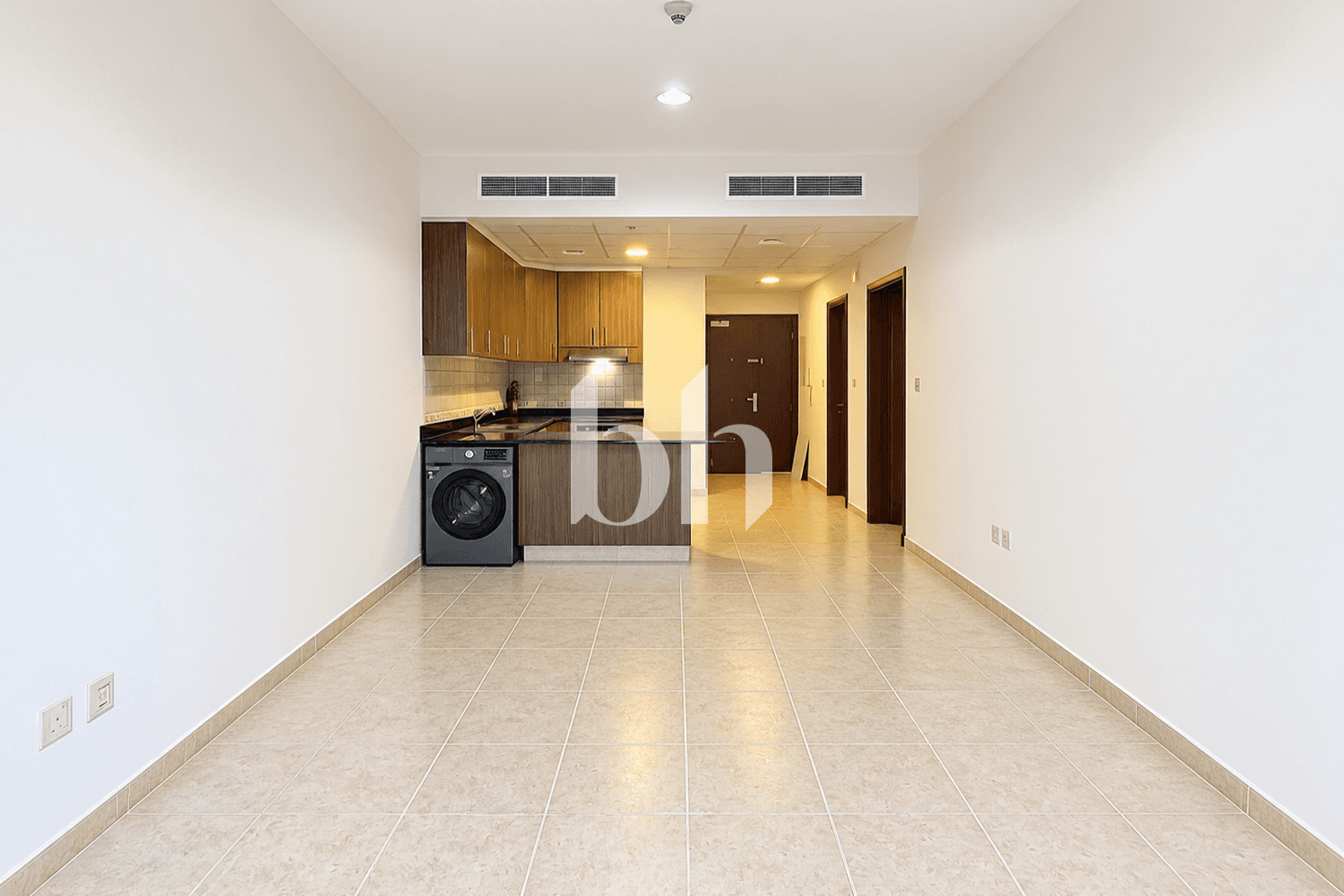 1 Bedroom Apartment in Elite Residence - photo 1