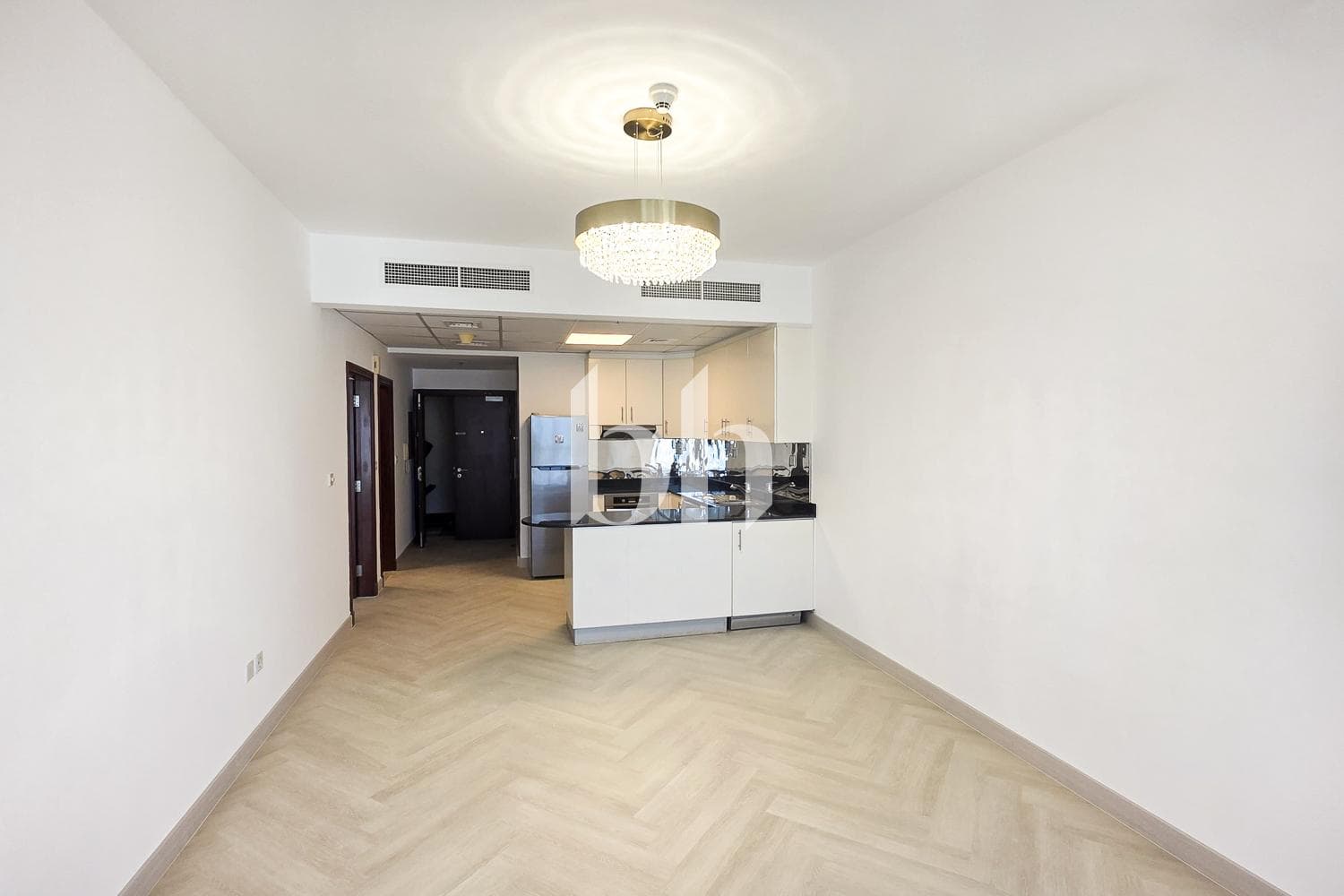 1 Bedroom Apartment in Elite Residence - photo 2