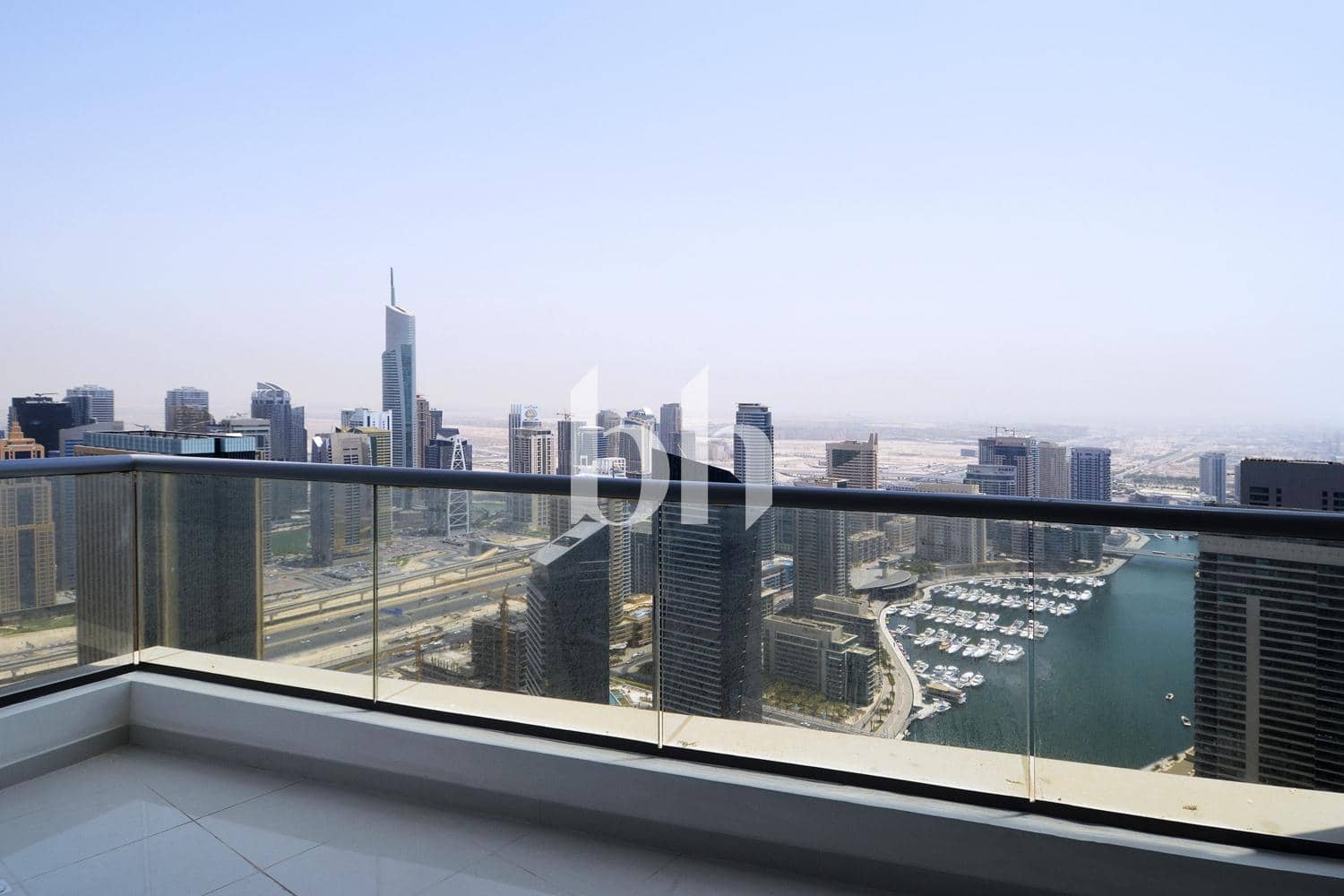 3 Bedroom Apartment in Central Tower - photo 1