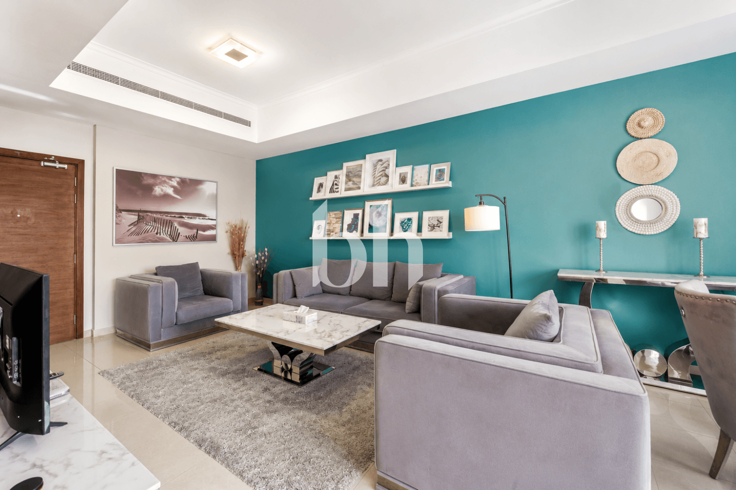 2 Bedroom Apartment in Botanica Tower - photo 2