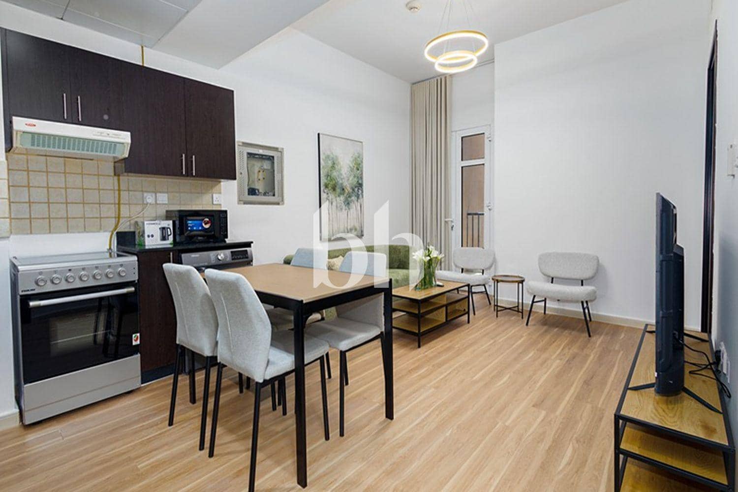 1 Bedroom Apartment in Summer 2 - photo 2