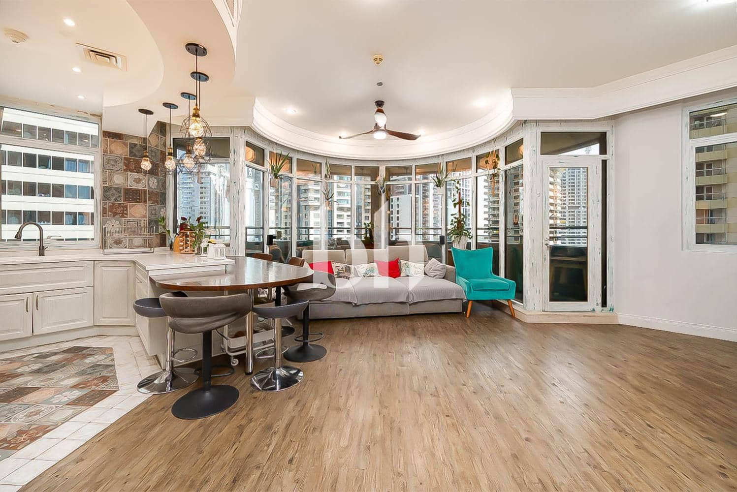 2 Bedroom Apartment in Marina Crown