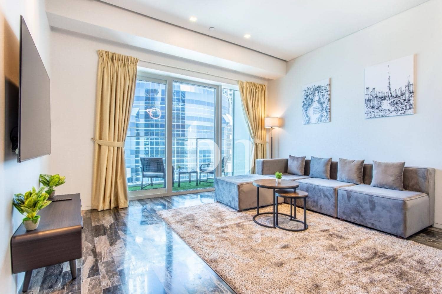 1 Bedroom Apartment in Damac Heights - photo 1