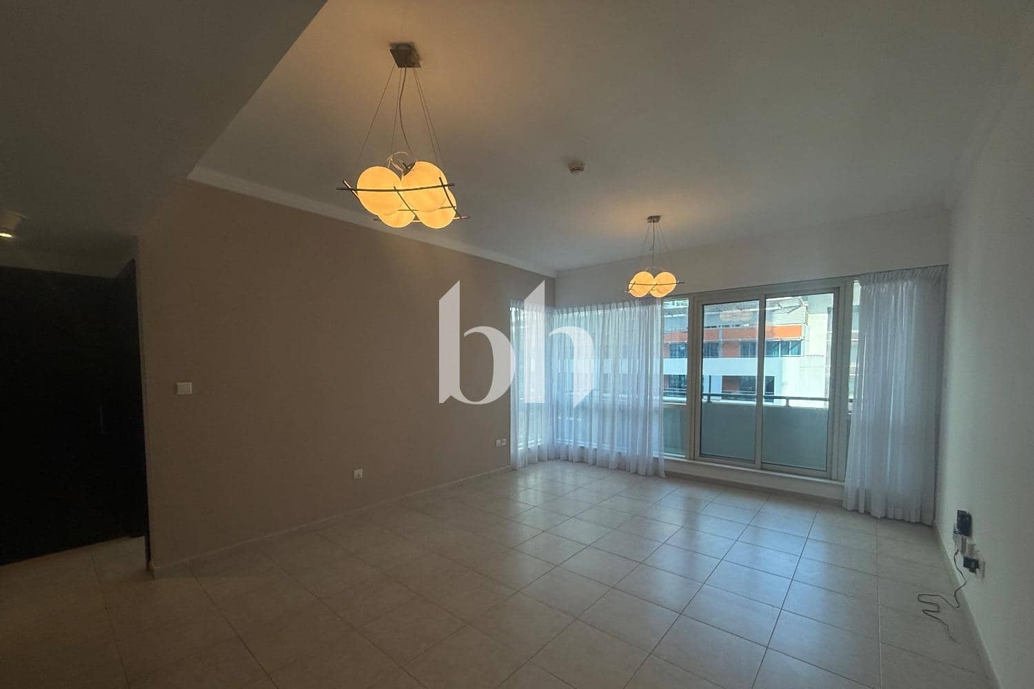 1 Bedroom Apartment in Al Majara 2 - photo 2