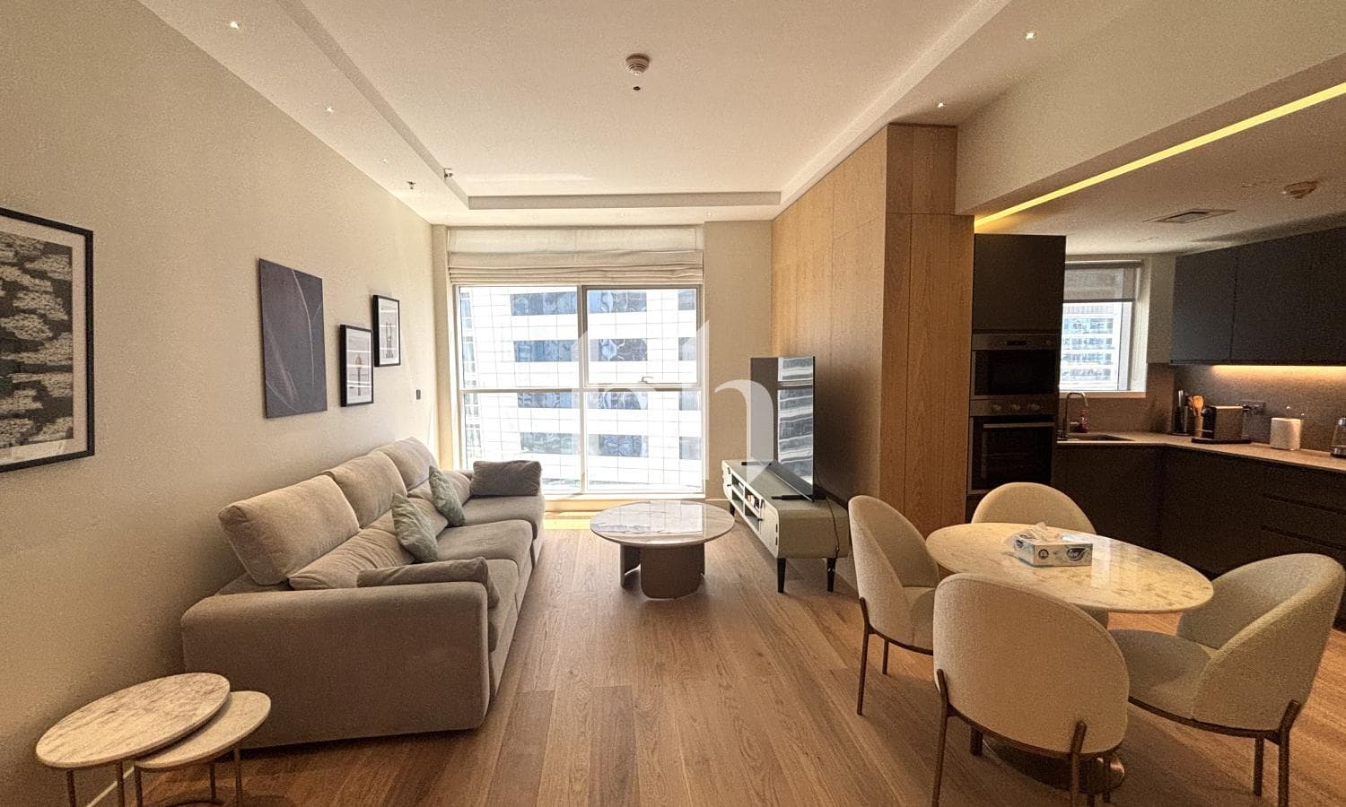 1 Bedroom Apartment in Skyview Tower - photo 1