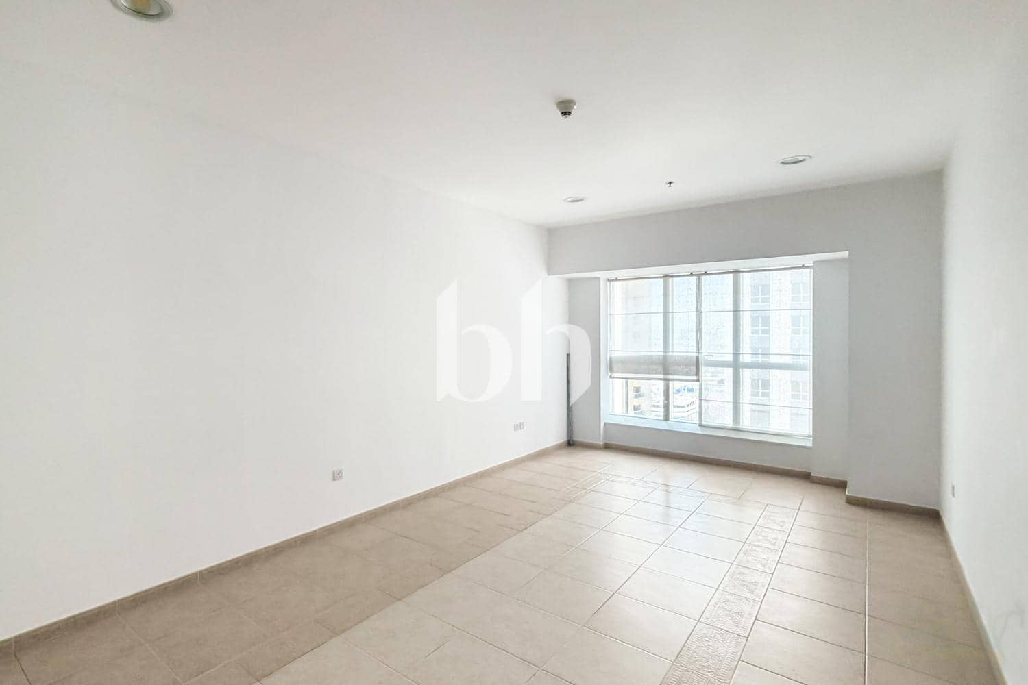 2 Bedroom Apartment in Elite Residence - photo 2