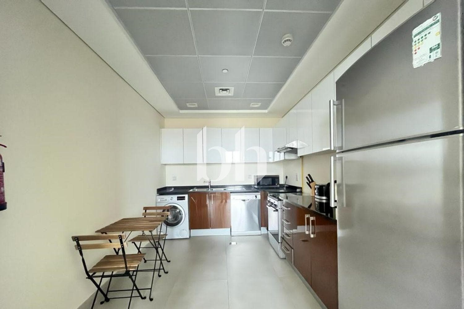 2 Bedroom Apartment in Marina Arcade Tower - photo 2