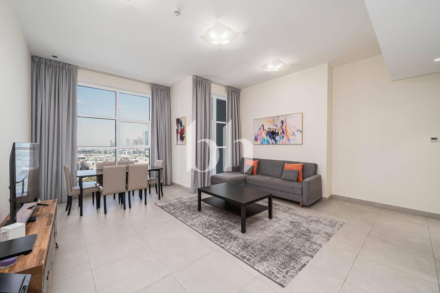 2 Bedroom Apartment in Marina Arcade Tower