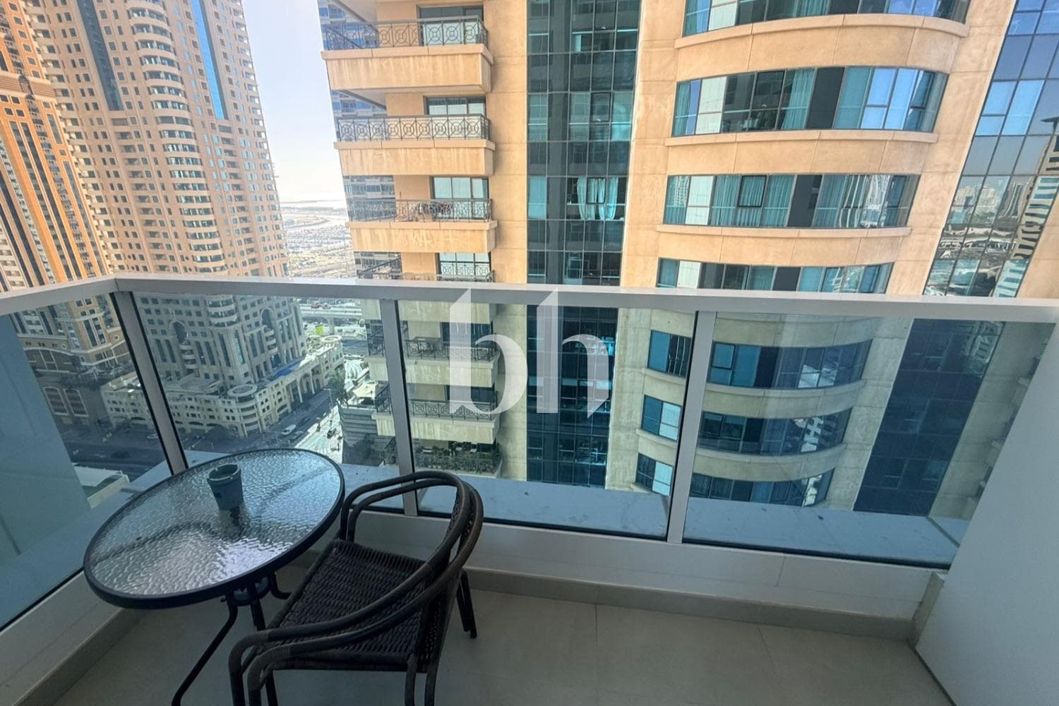 1 Bedroom Apartment in Marina Arcade Tower - photo 2