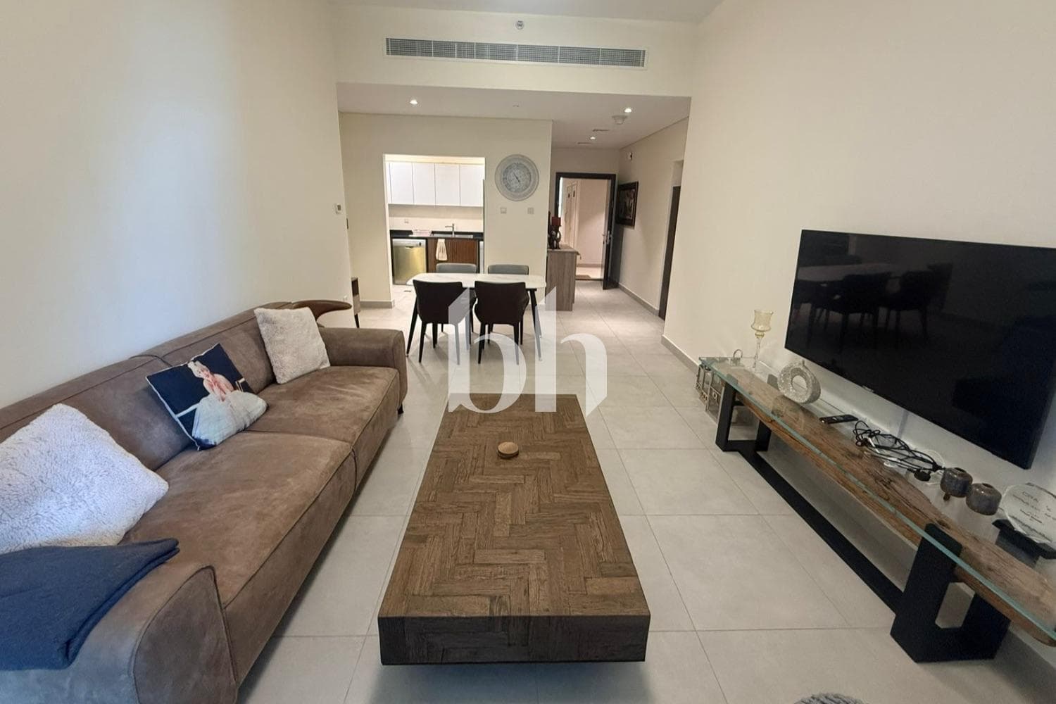 1 Bedroom Apartment in Marina Arcade Tower