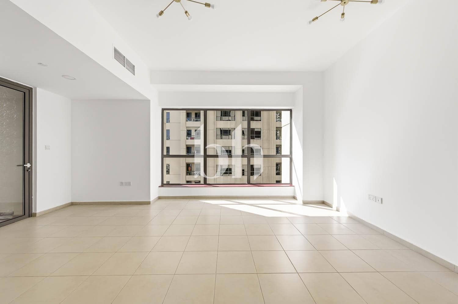 2 Bedroom Apartment in Bahar 1 - photo 2