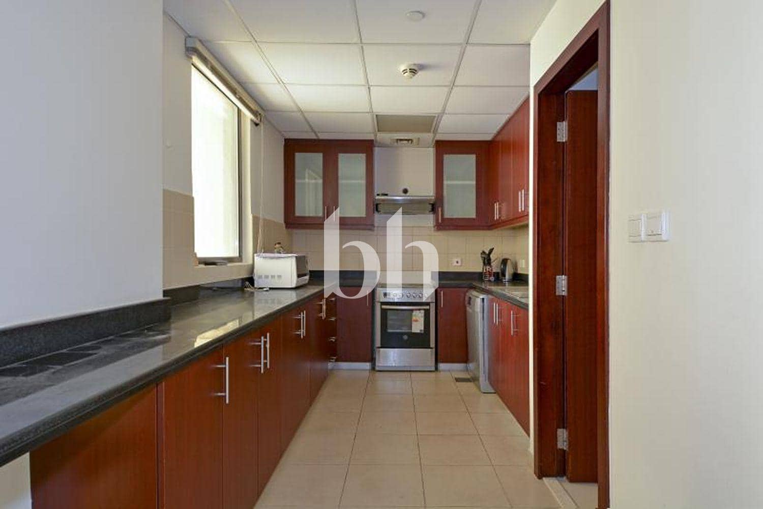 1 Bedroom Apartment in Bahar 1 - photo 2