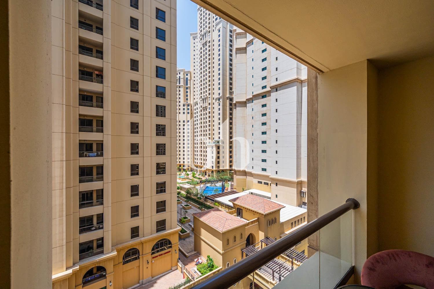 3 Bedroom Apartment in Amwaj 4 - photo 1