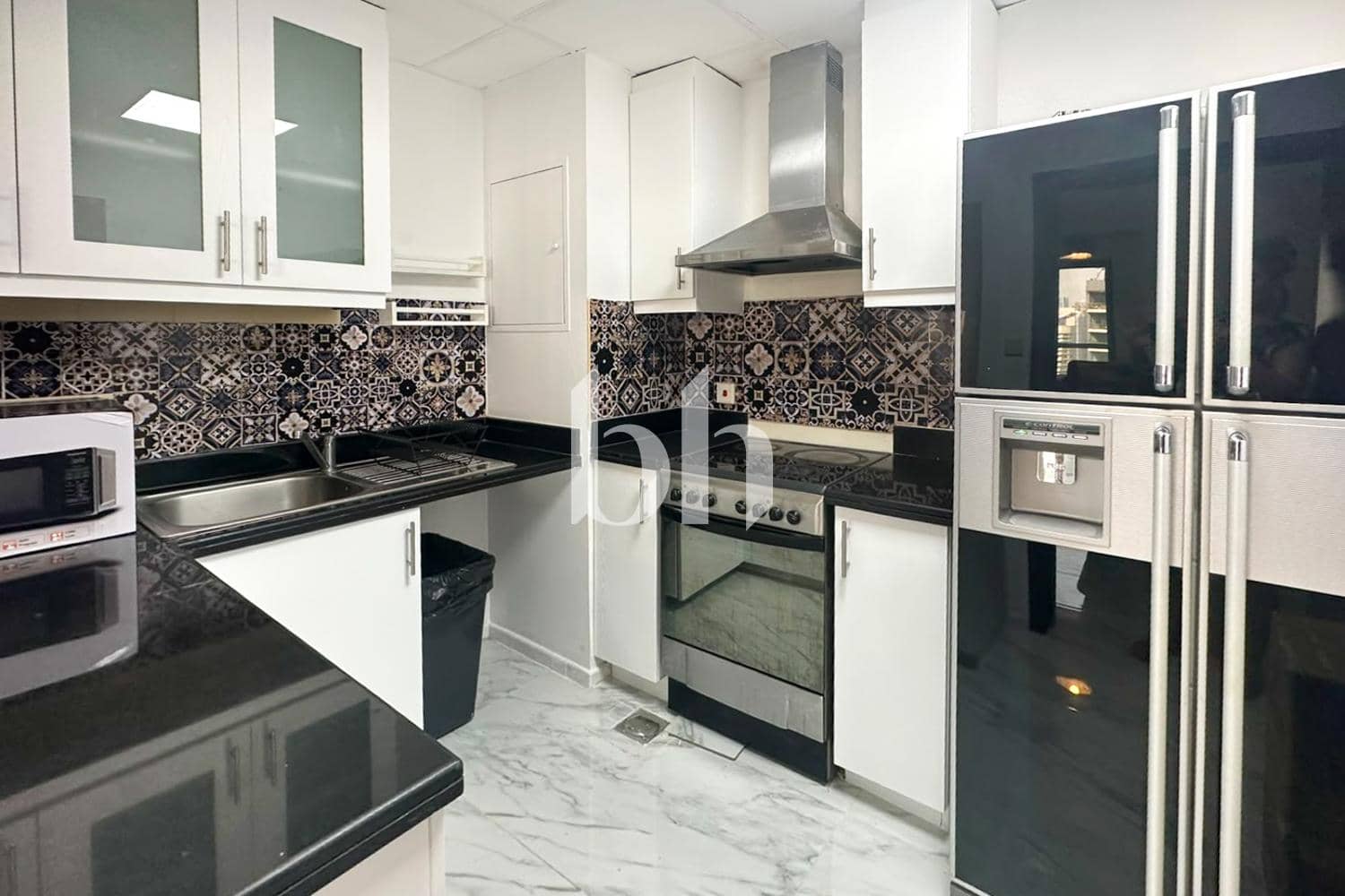 2 Bedroom Apartment in Bahar 1 - photo 2