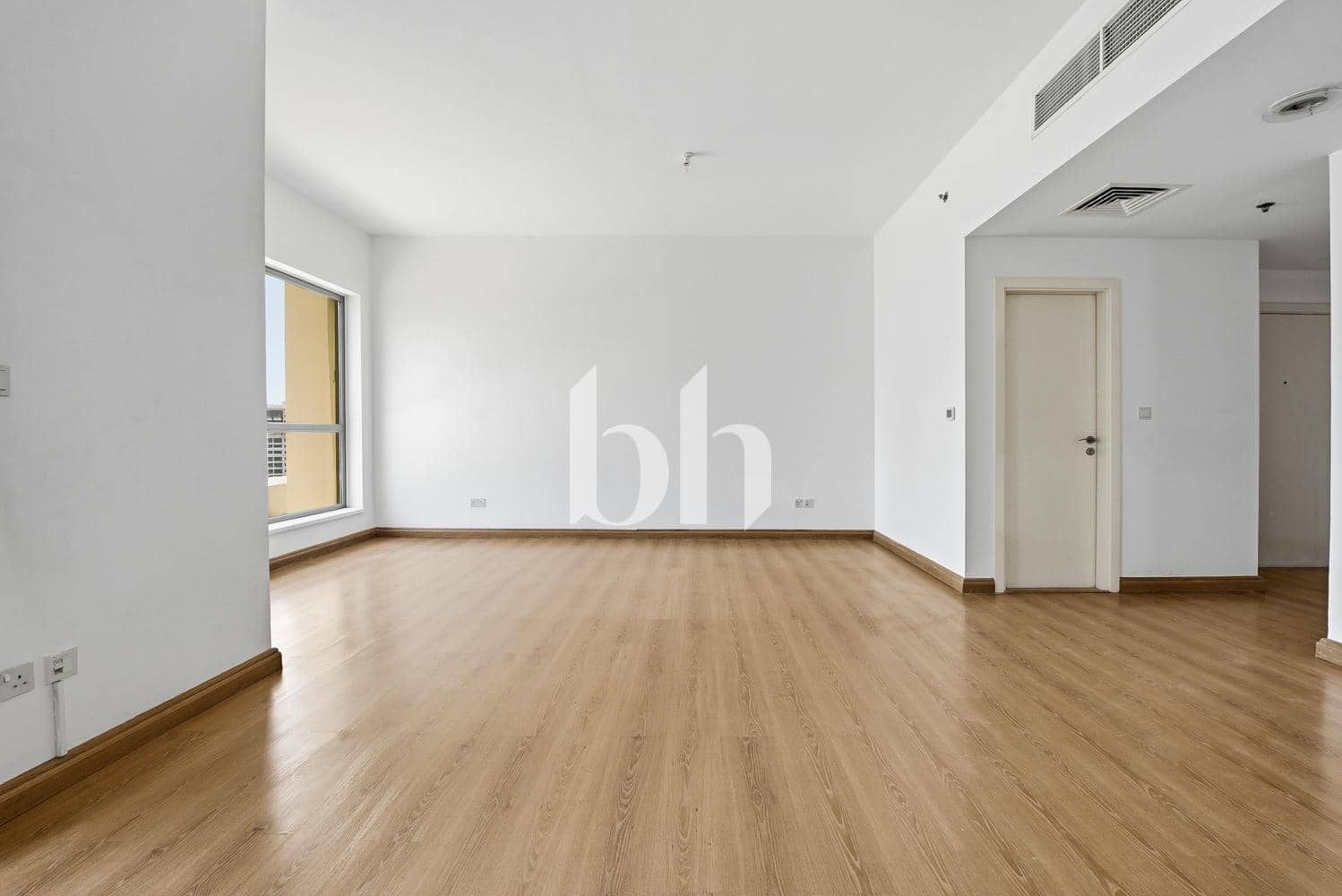 2 Bedroom Apartment in Shams 2 - photo 1