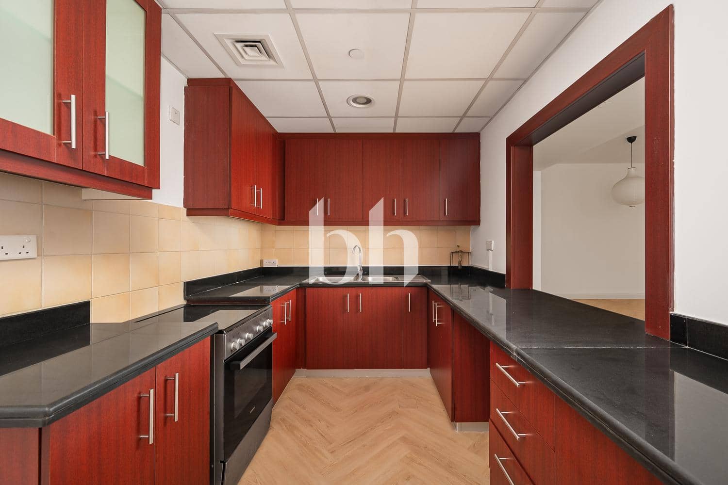2 Bedroom Apartment in Rimal 2 - photo 2
